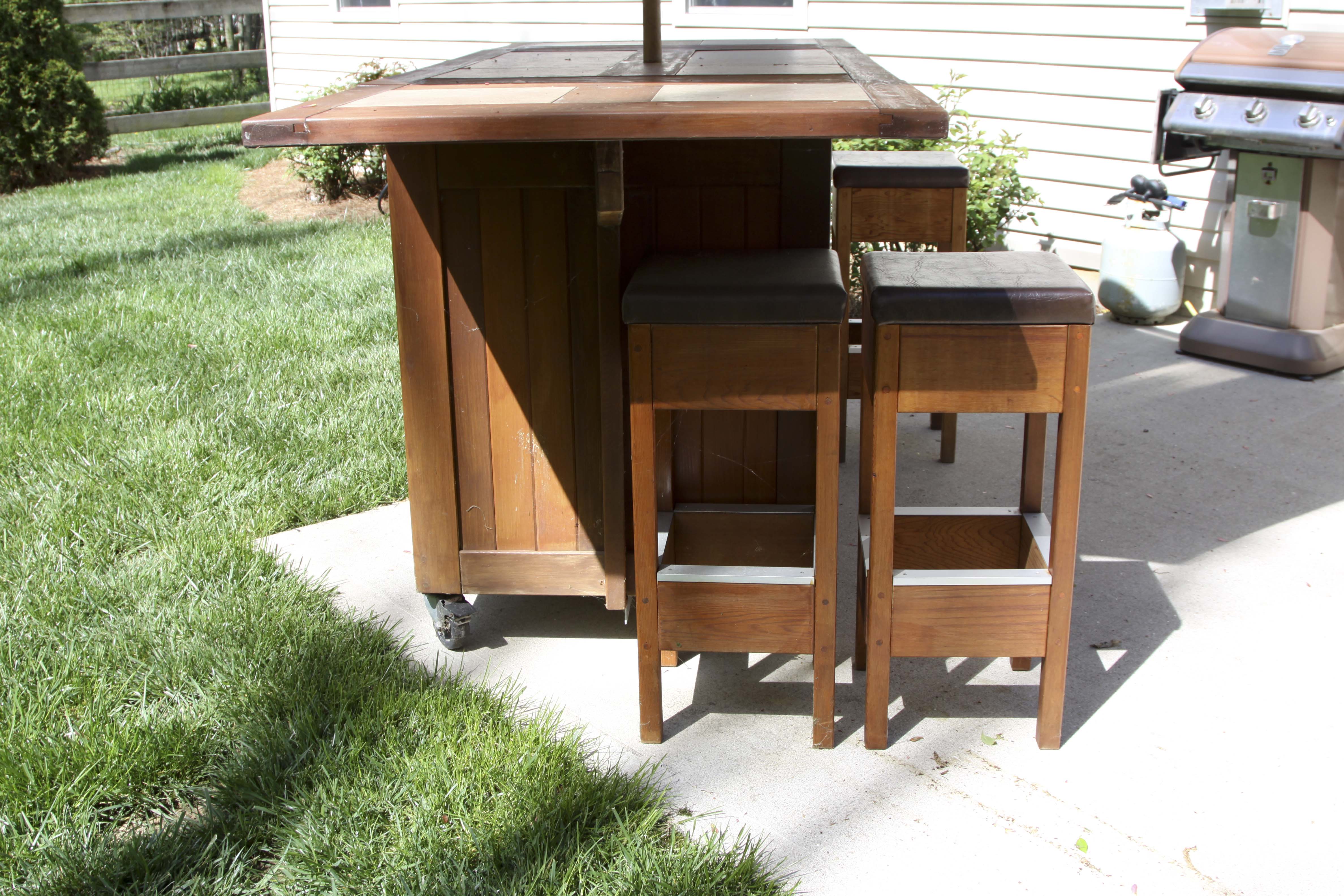 Wooden Outdoor Bar With Stools