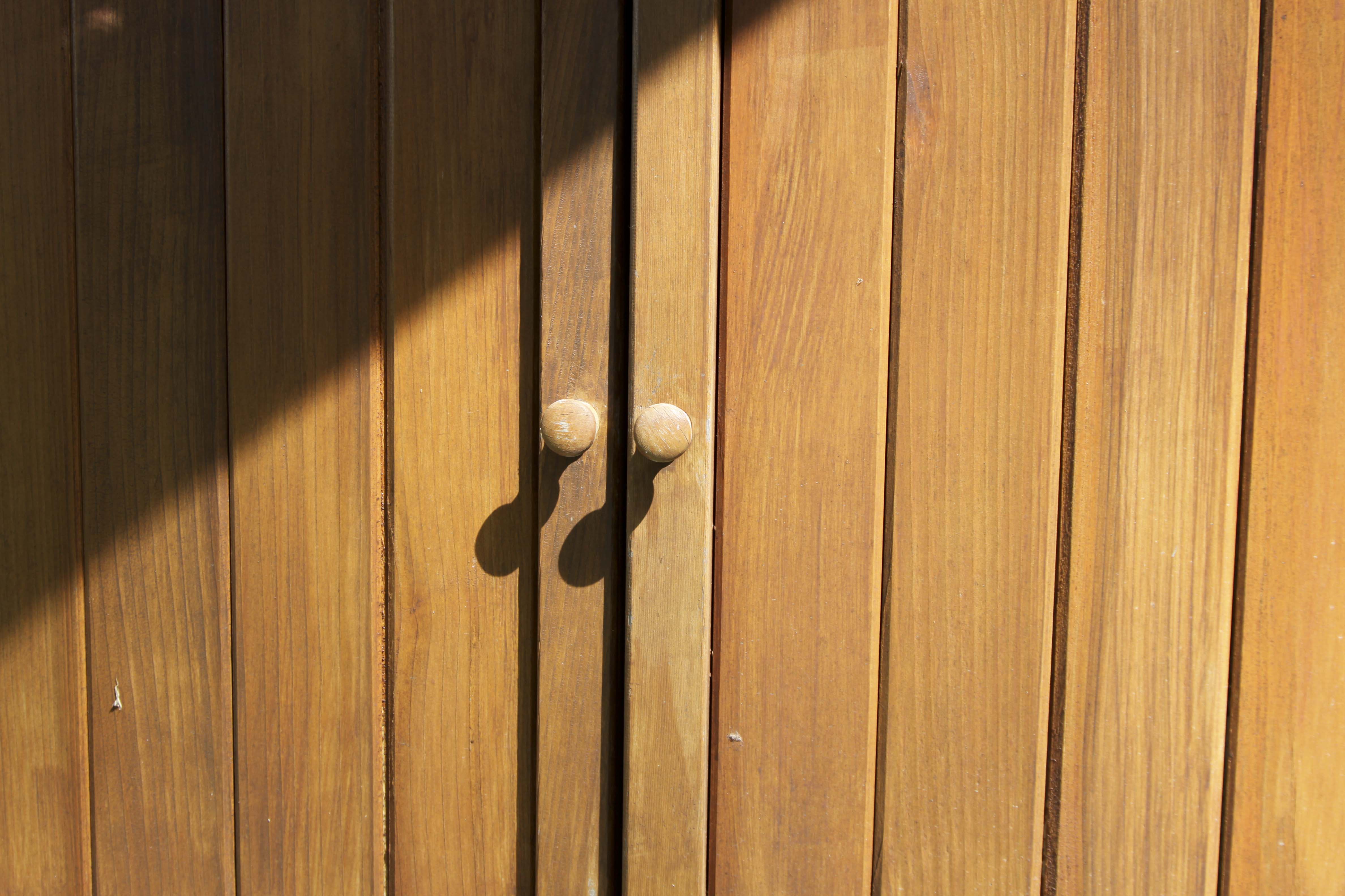 Wooden Outdoor Bar With Stools