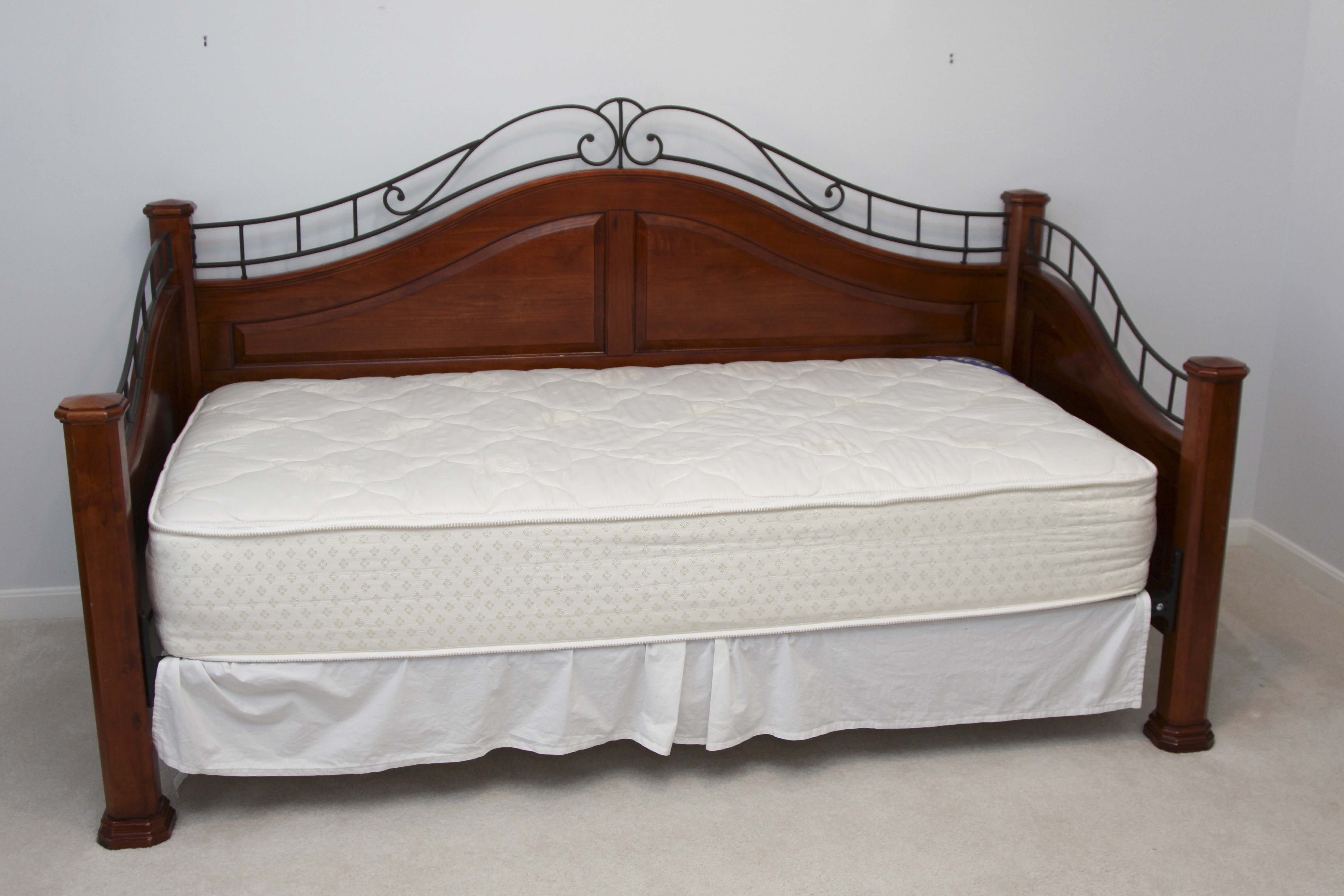 Wooden Twin Size Daybed