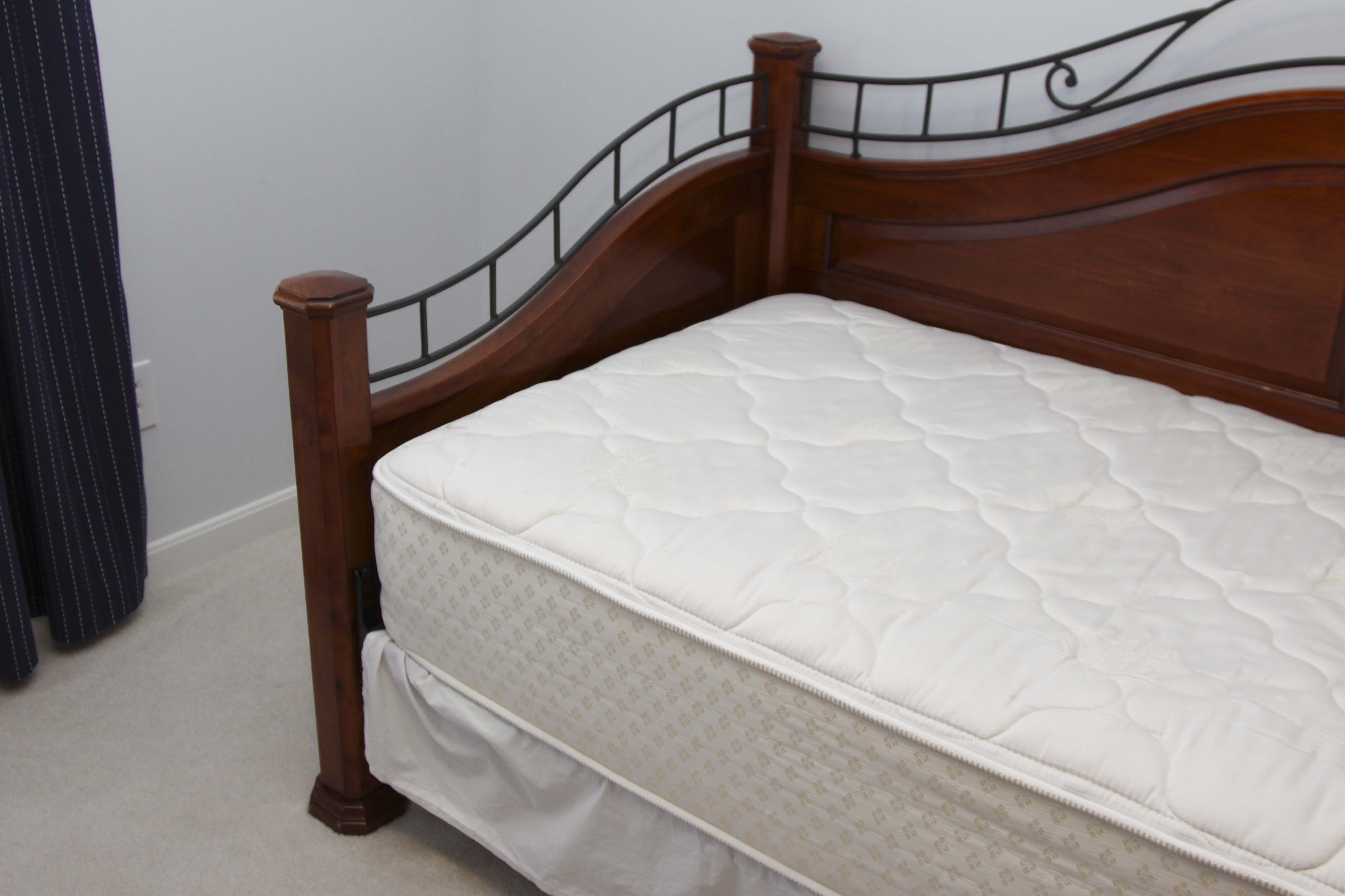 Wooden Twin Size Daybed