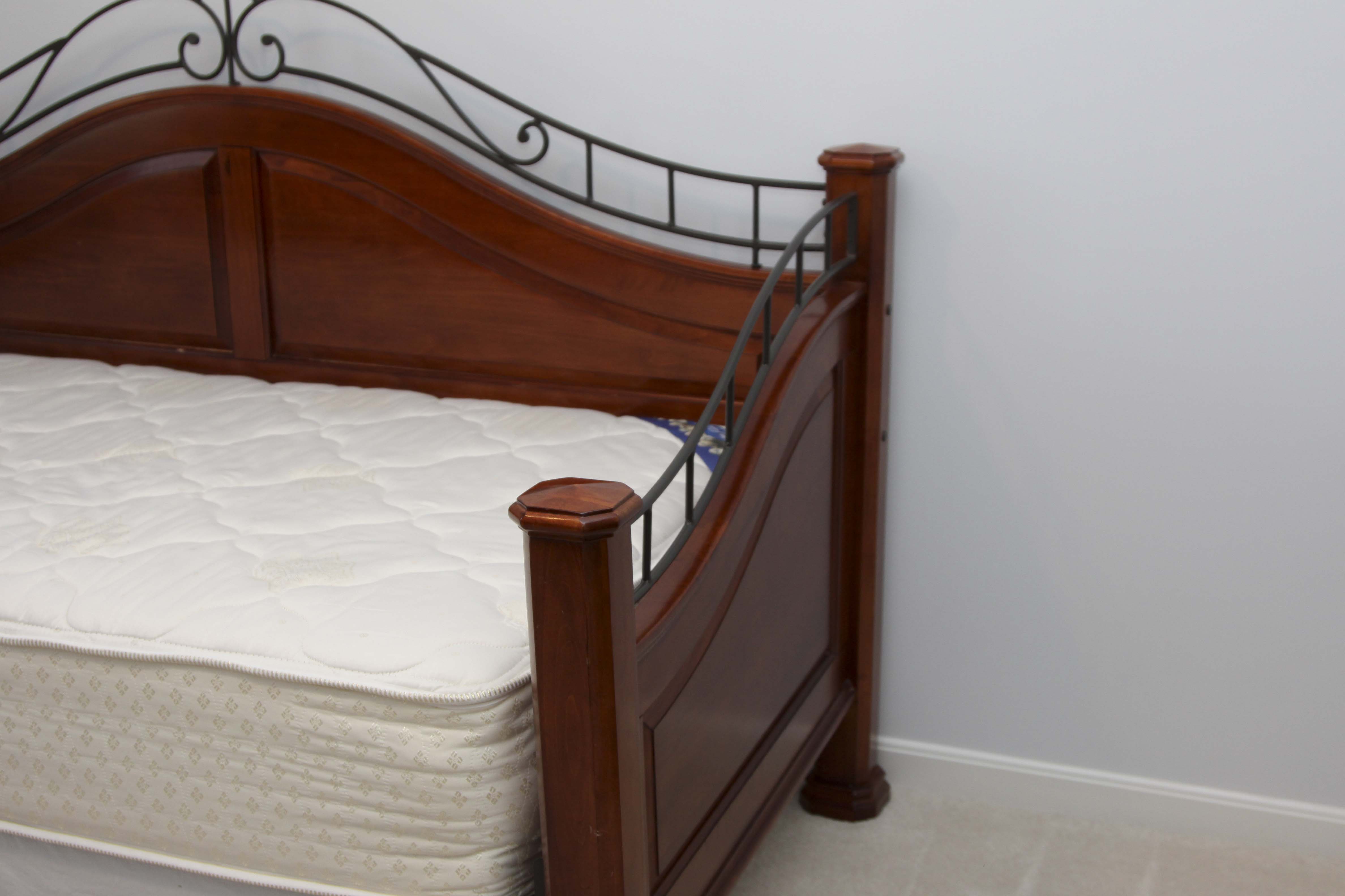 Wooden Twin Size Daybed