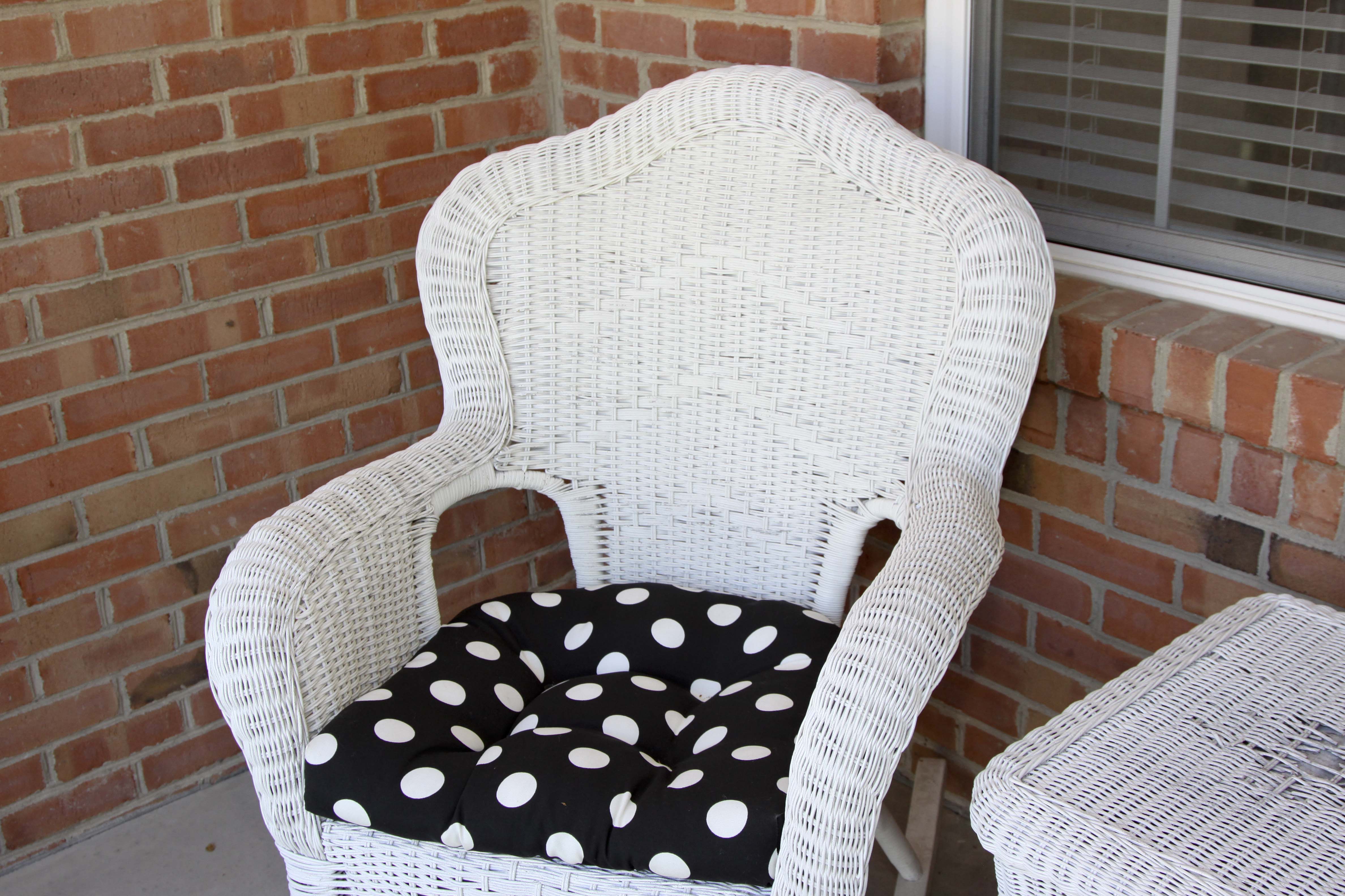 White Wicker Porch Set