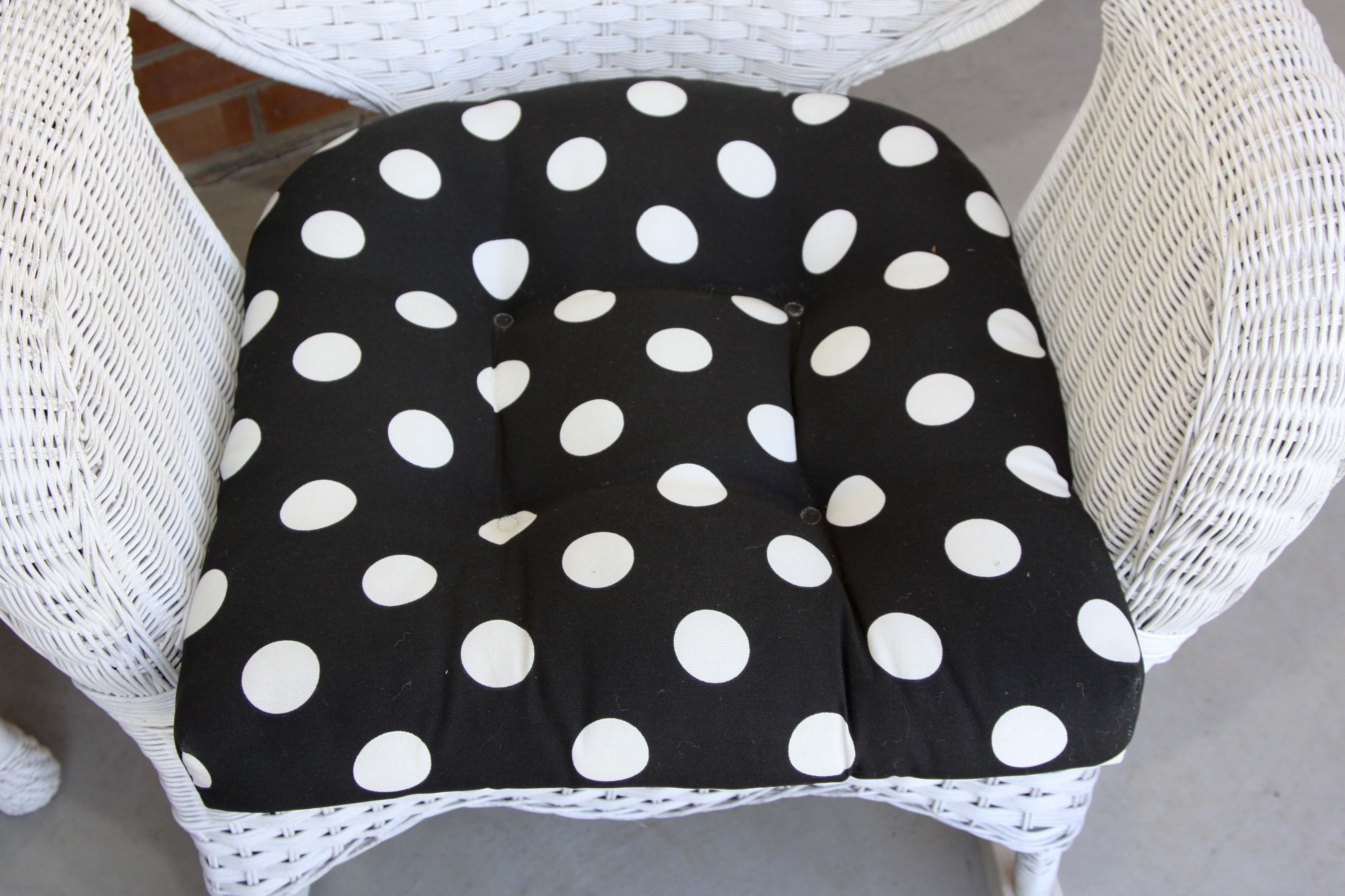 White Wicker Porch Set