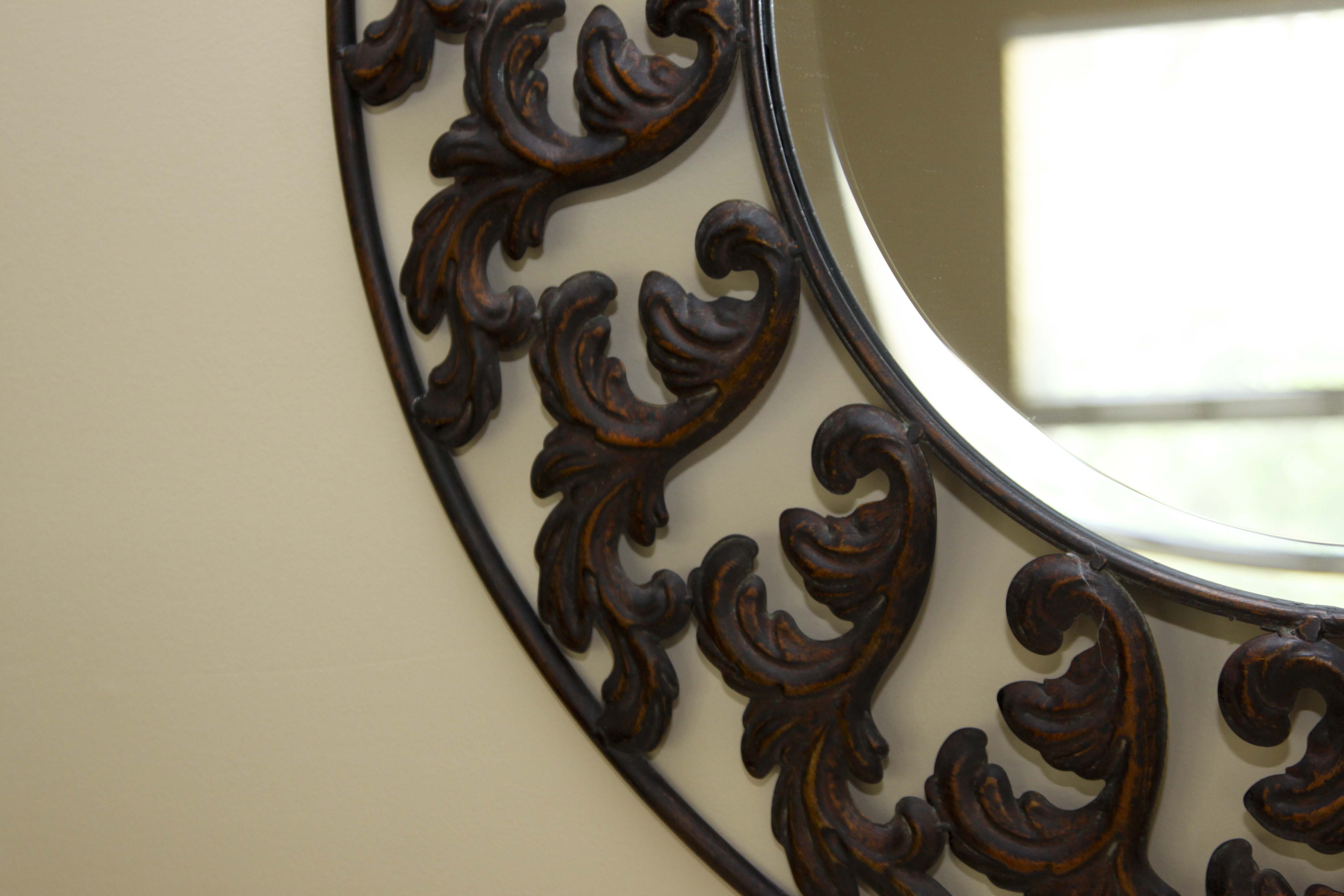 Round Wall Mirror