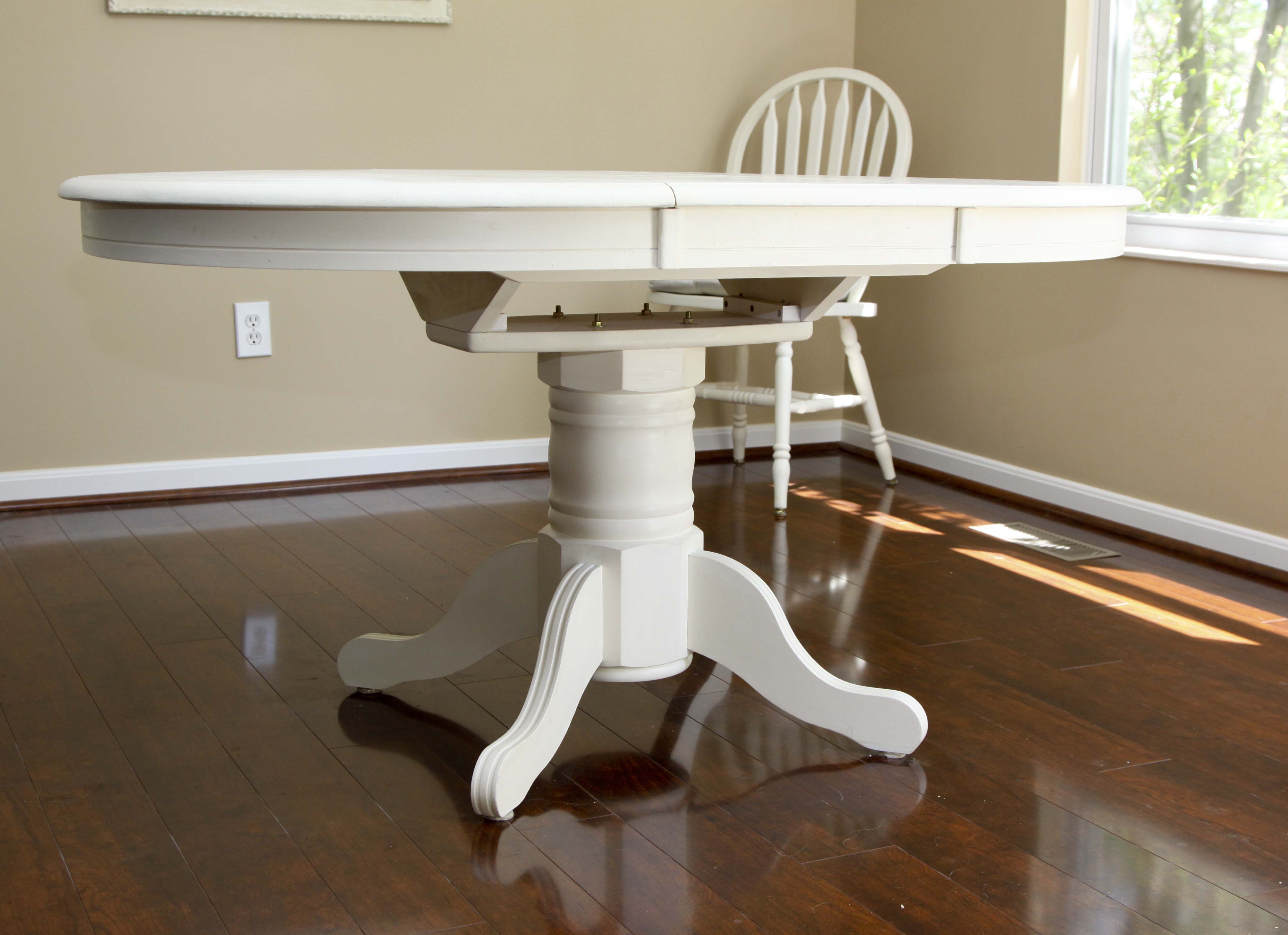 Painted Wooden Four-Piece Dining Set