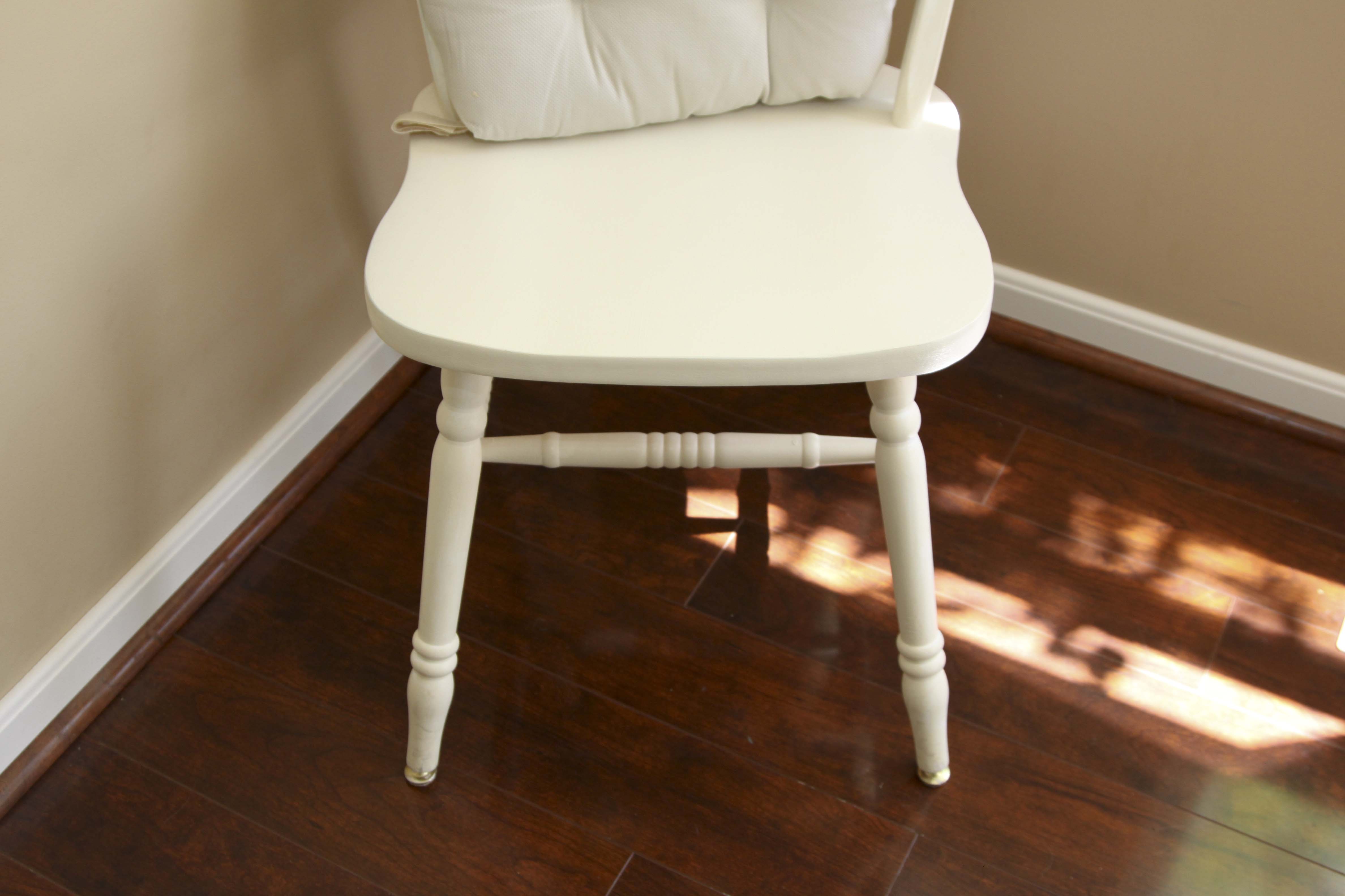 Painted Wooden Four-Piece Dining Set