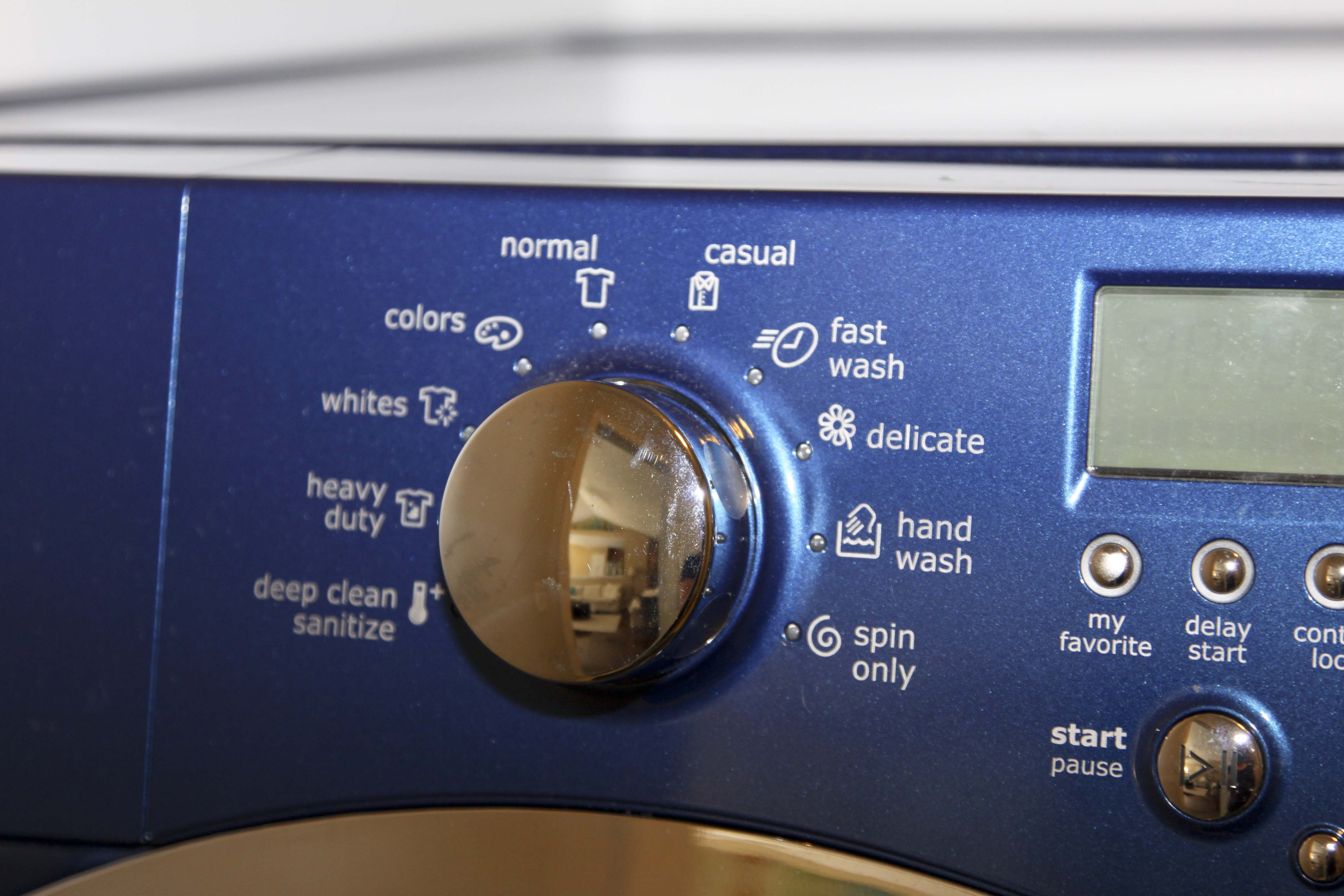 Electrolux Washer and Stand