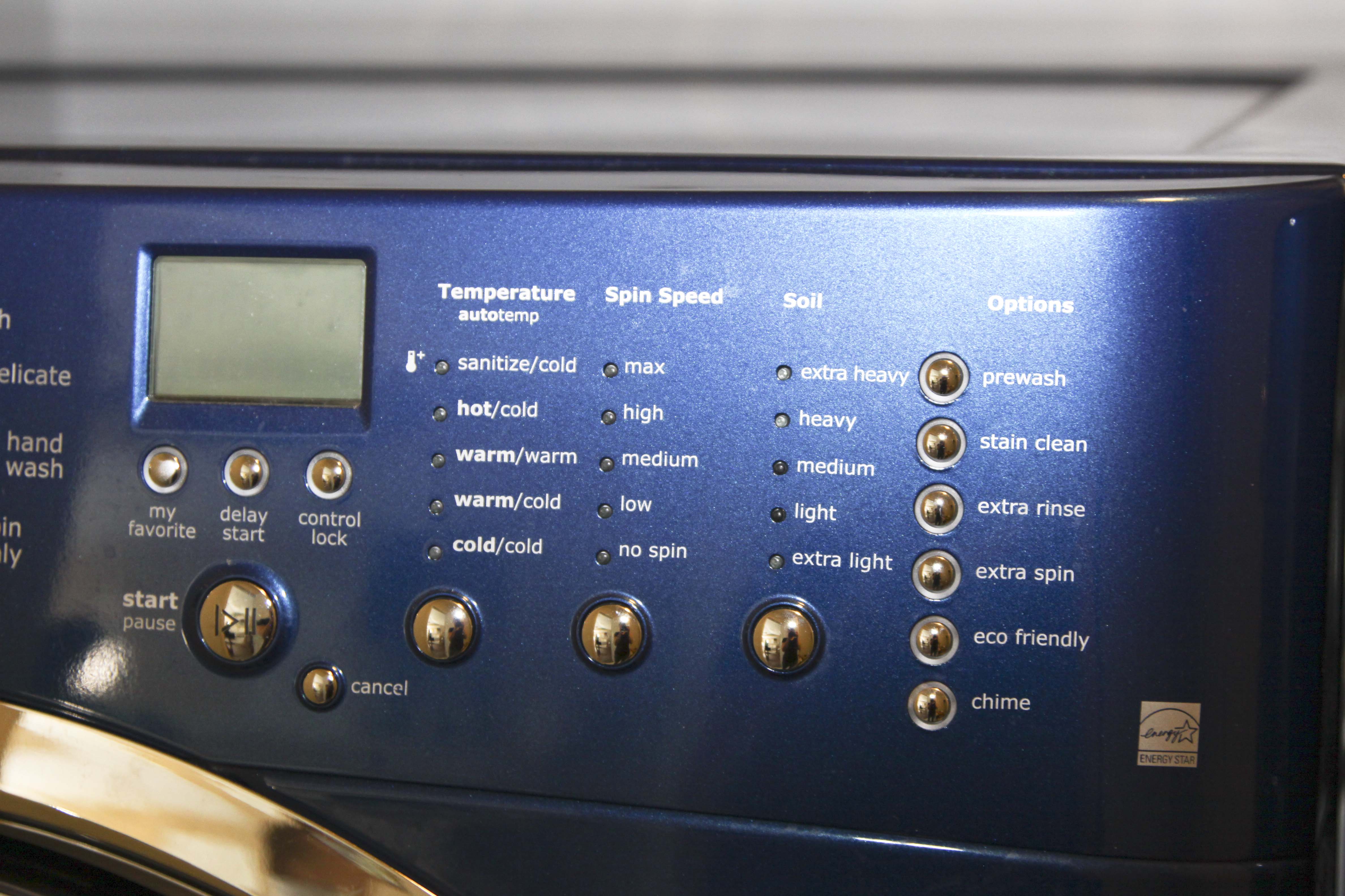 Electrolux Washer and Stand