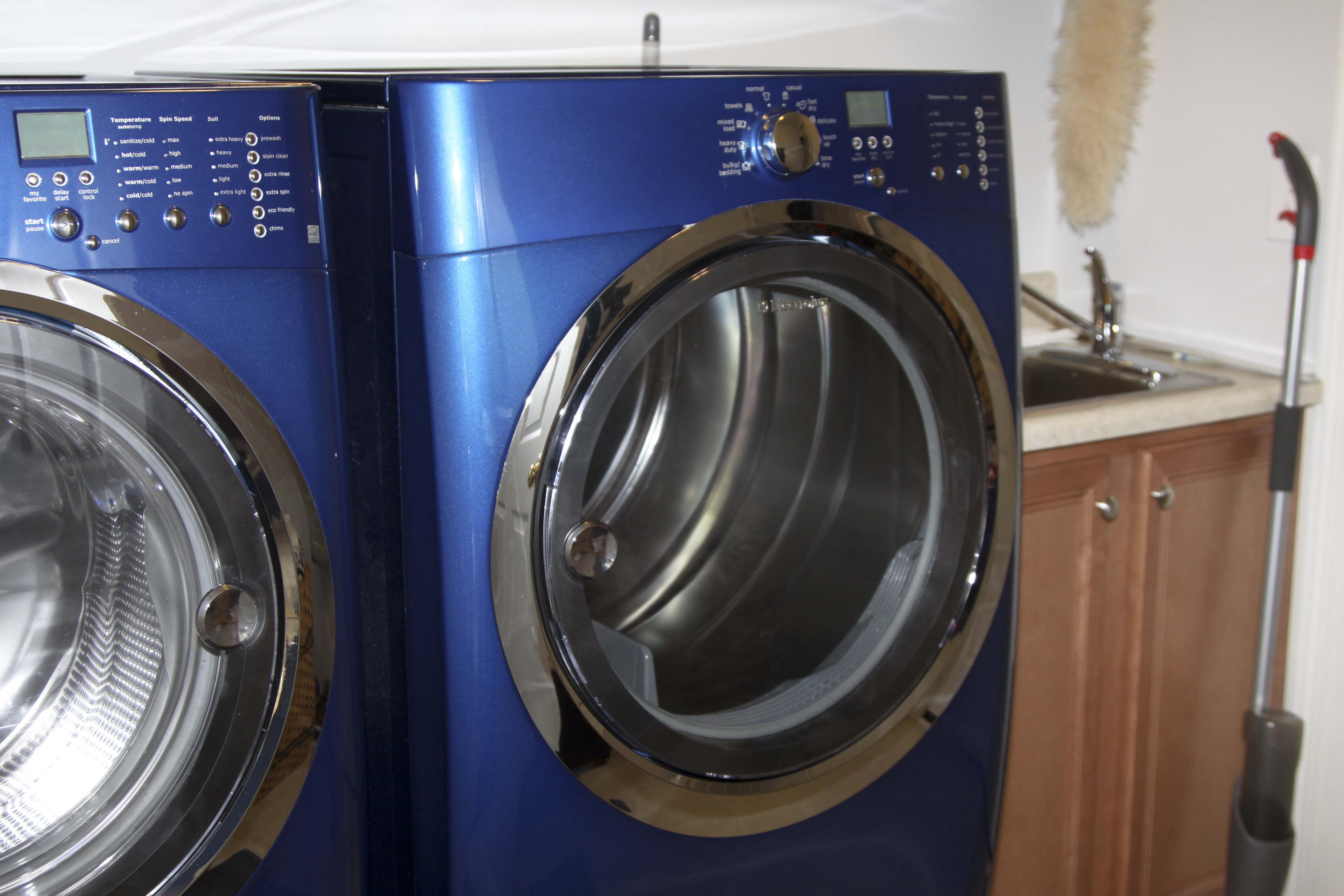 Electrolux Dryer and Stand