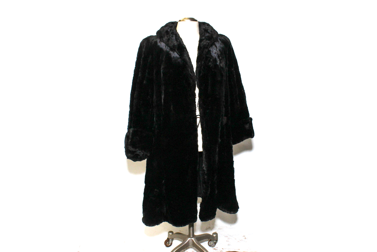 Vintage Strawbridge & Clothier Sheared Beaver Fur Coat