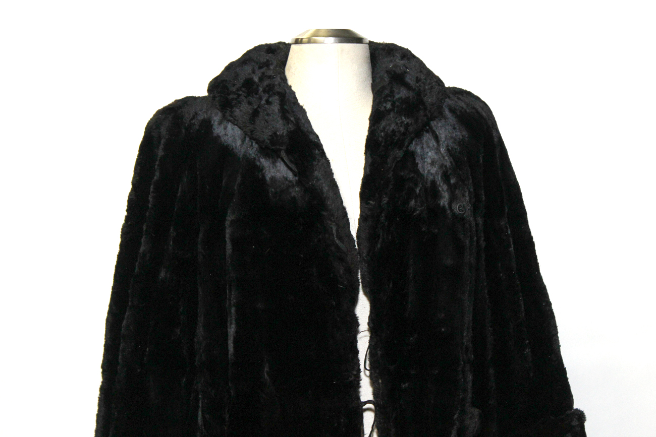 Vintage Strawbridge & Clothier Sheared Beaver Fur Coat