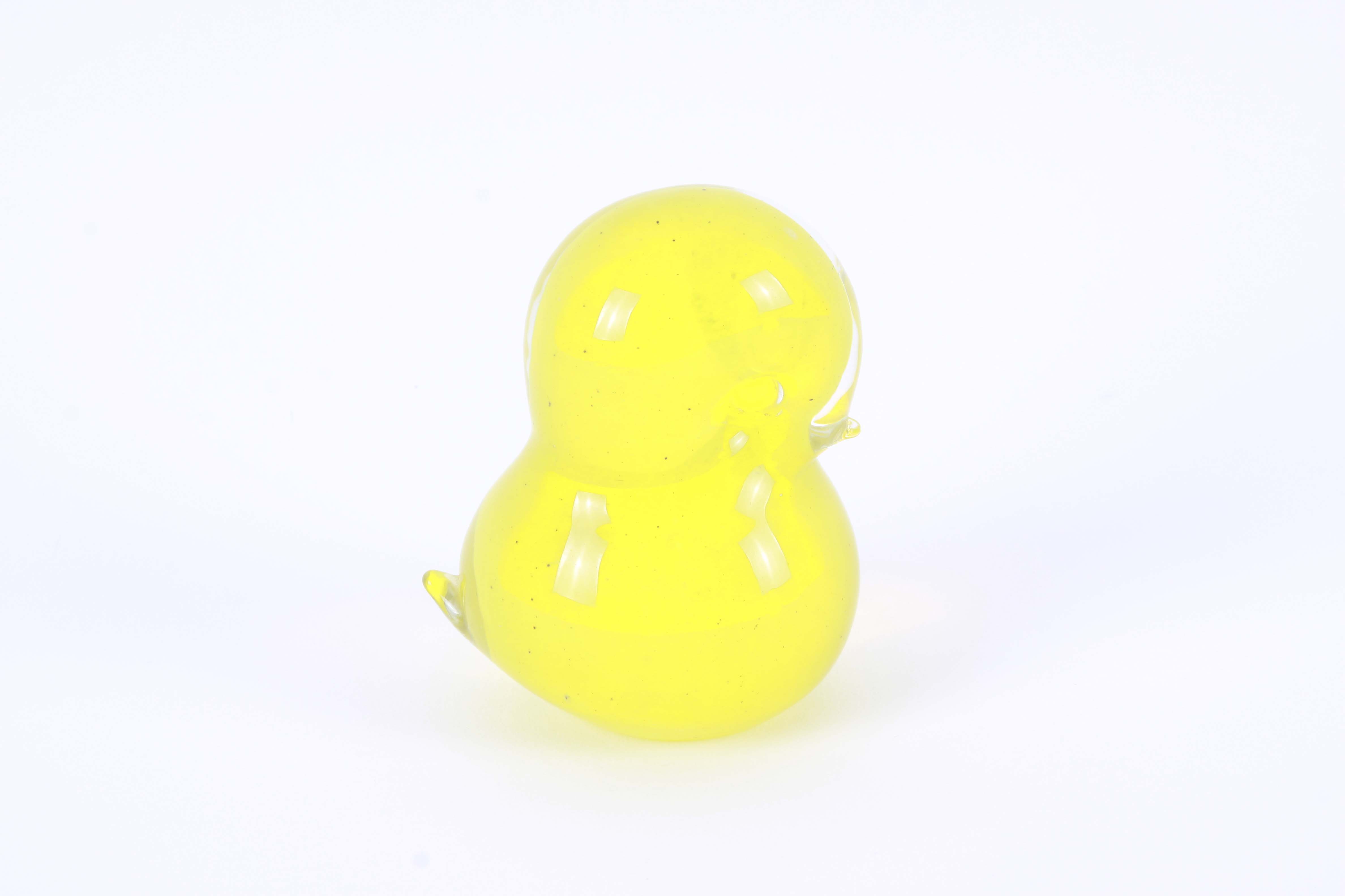 FM Konstglas Chick Figurines