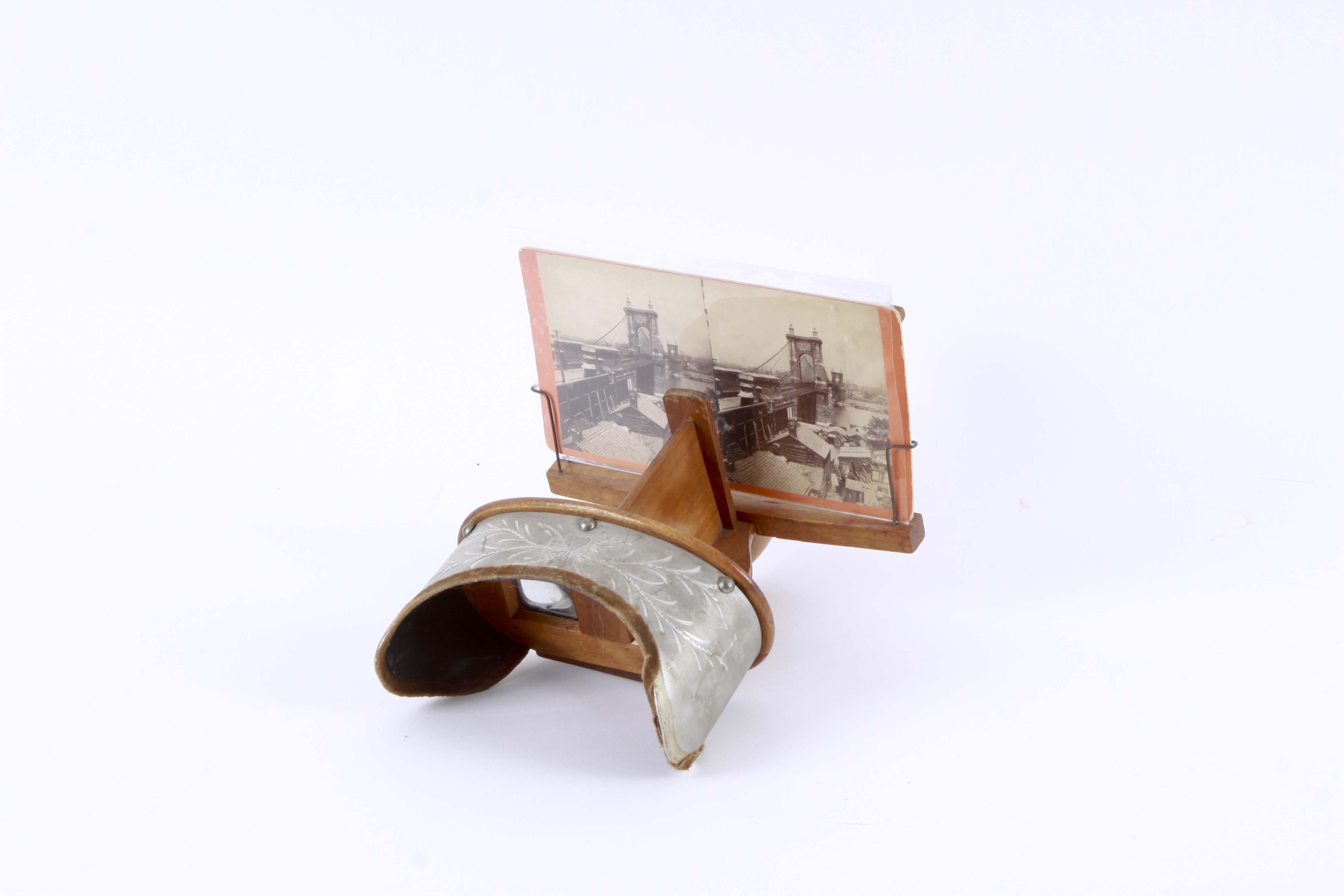 Vintage Stereoscope and Stereo View Card