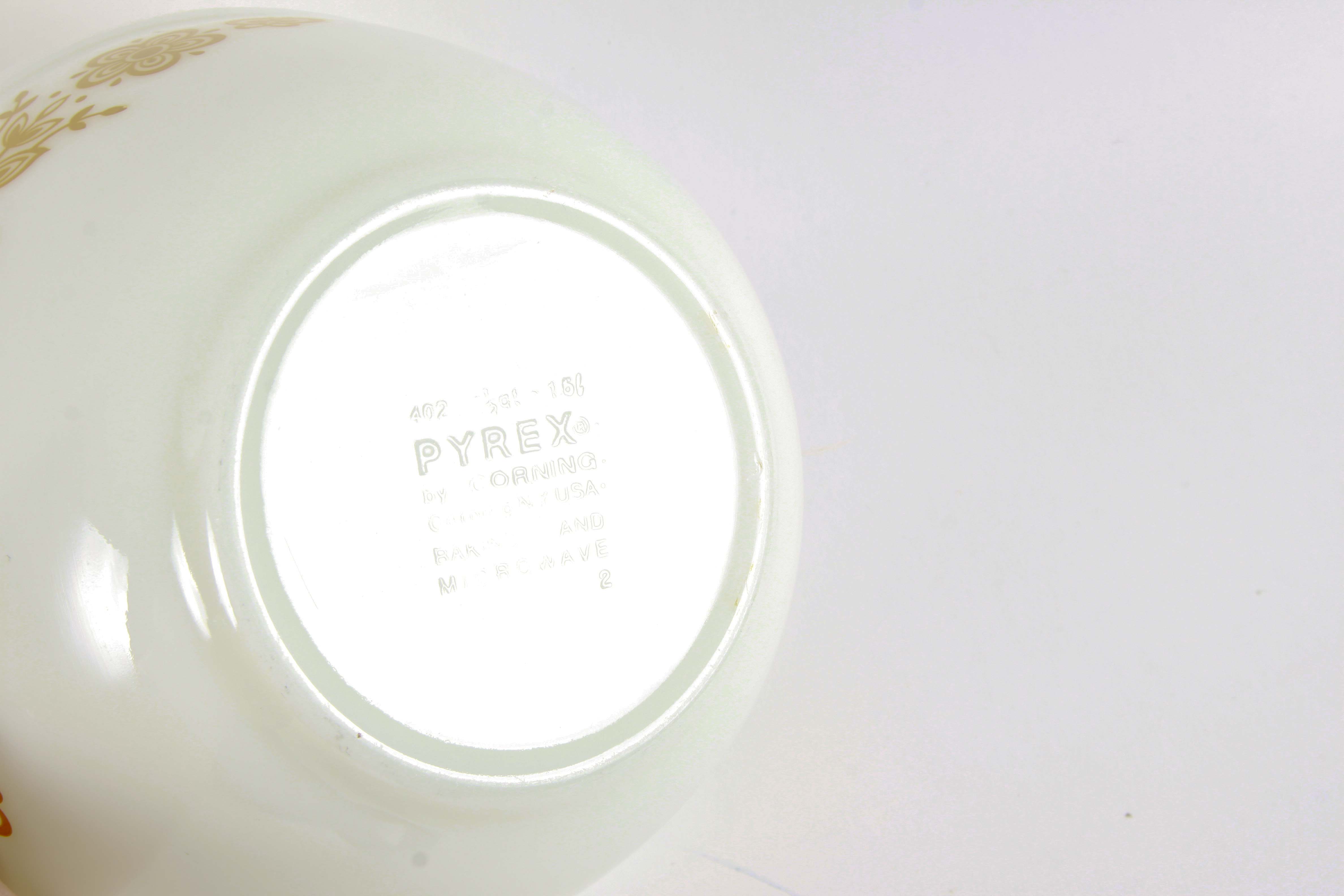 Vintage  Pyrex Mixing Bowls and Bakeware