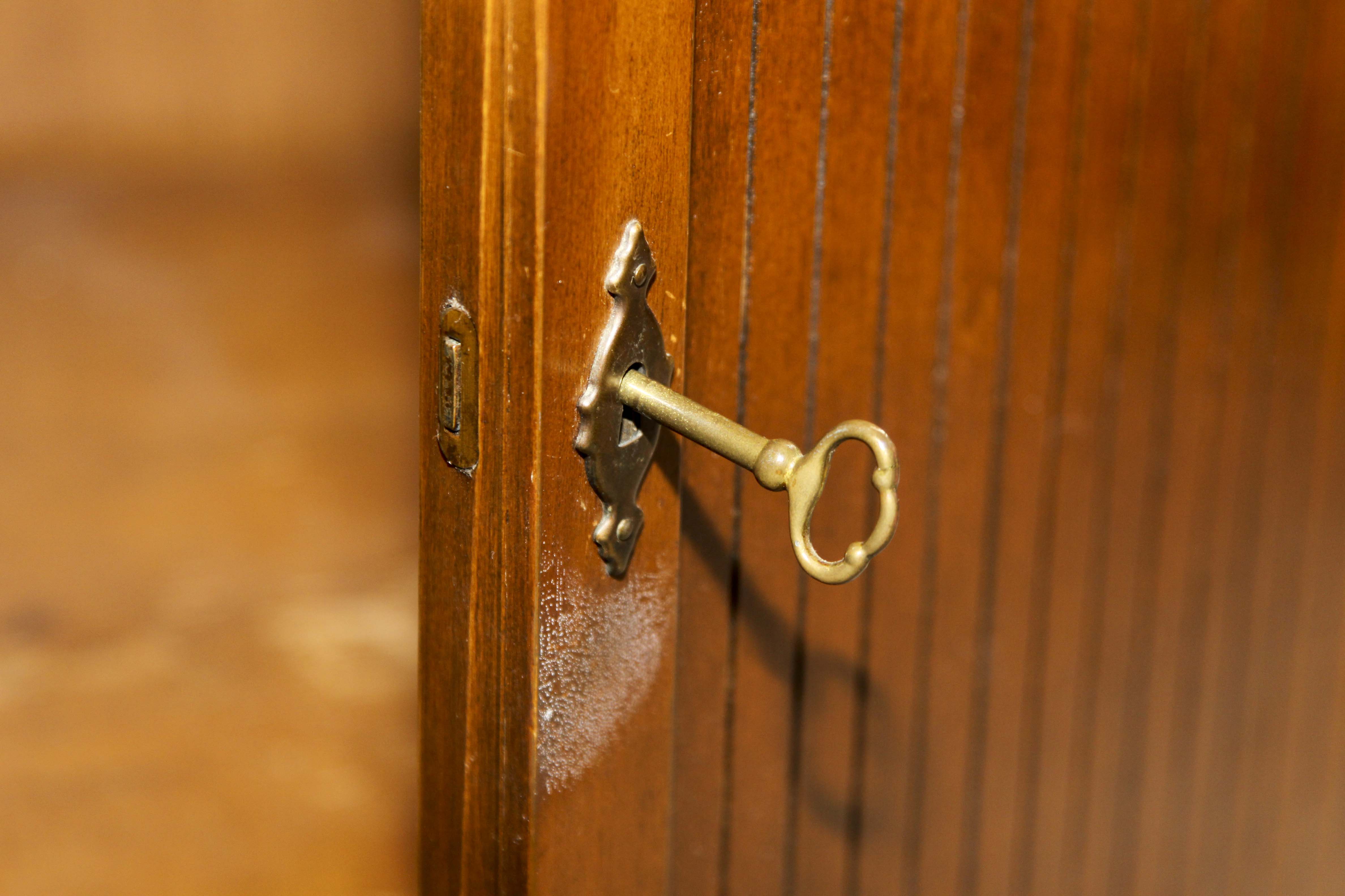 Lane Wooden Roll Top Bar