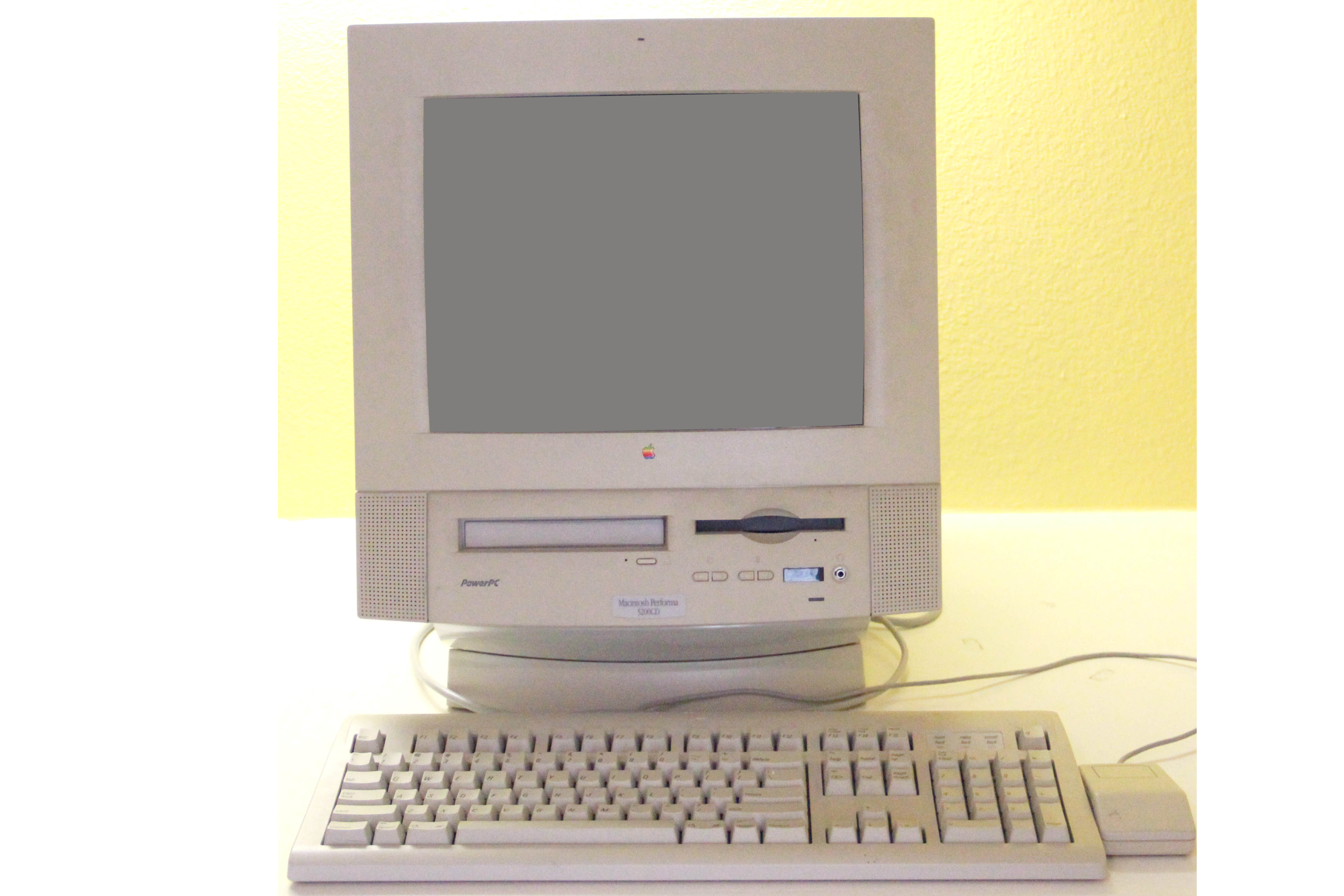 Vintage Apple Macintosh SE and Performa 5200CD Computers