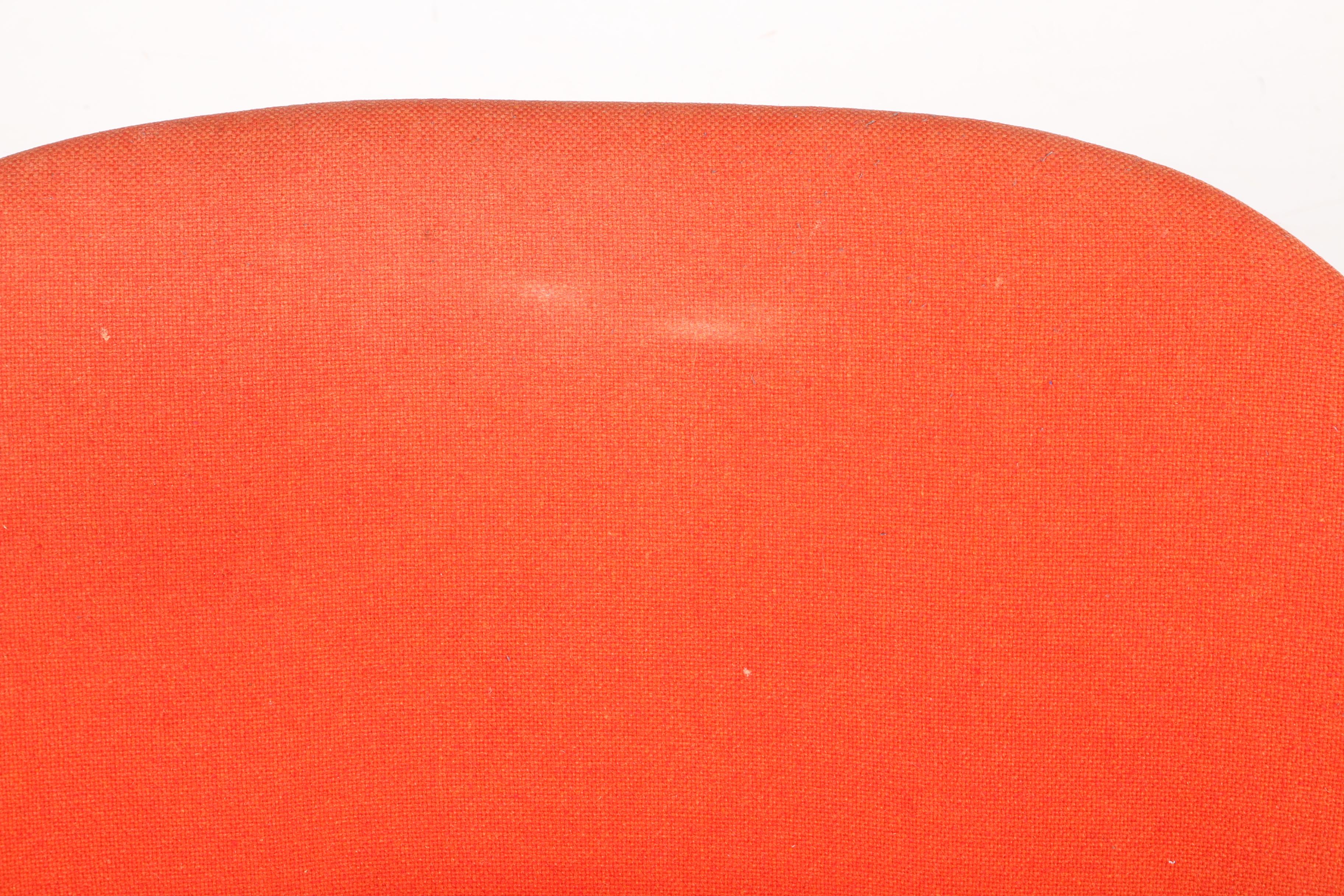 Mid Century Modern "Womb" Chair and Ottoman by Eero Saarinen for Knoll With Provenance