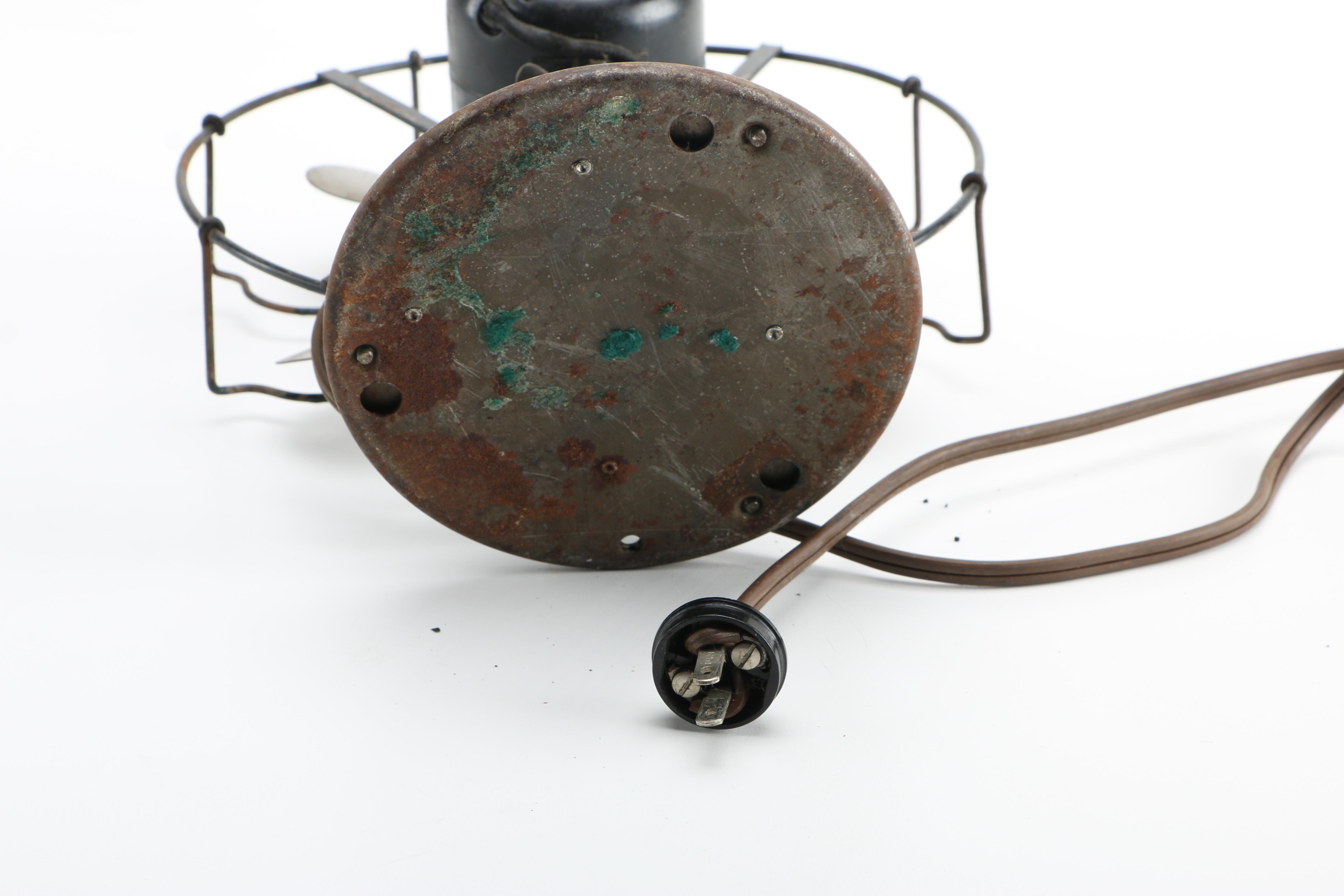 Vintage Gold Wave Fan and Clock