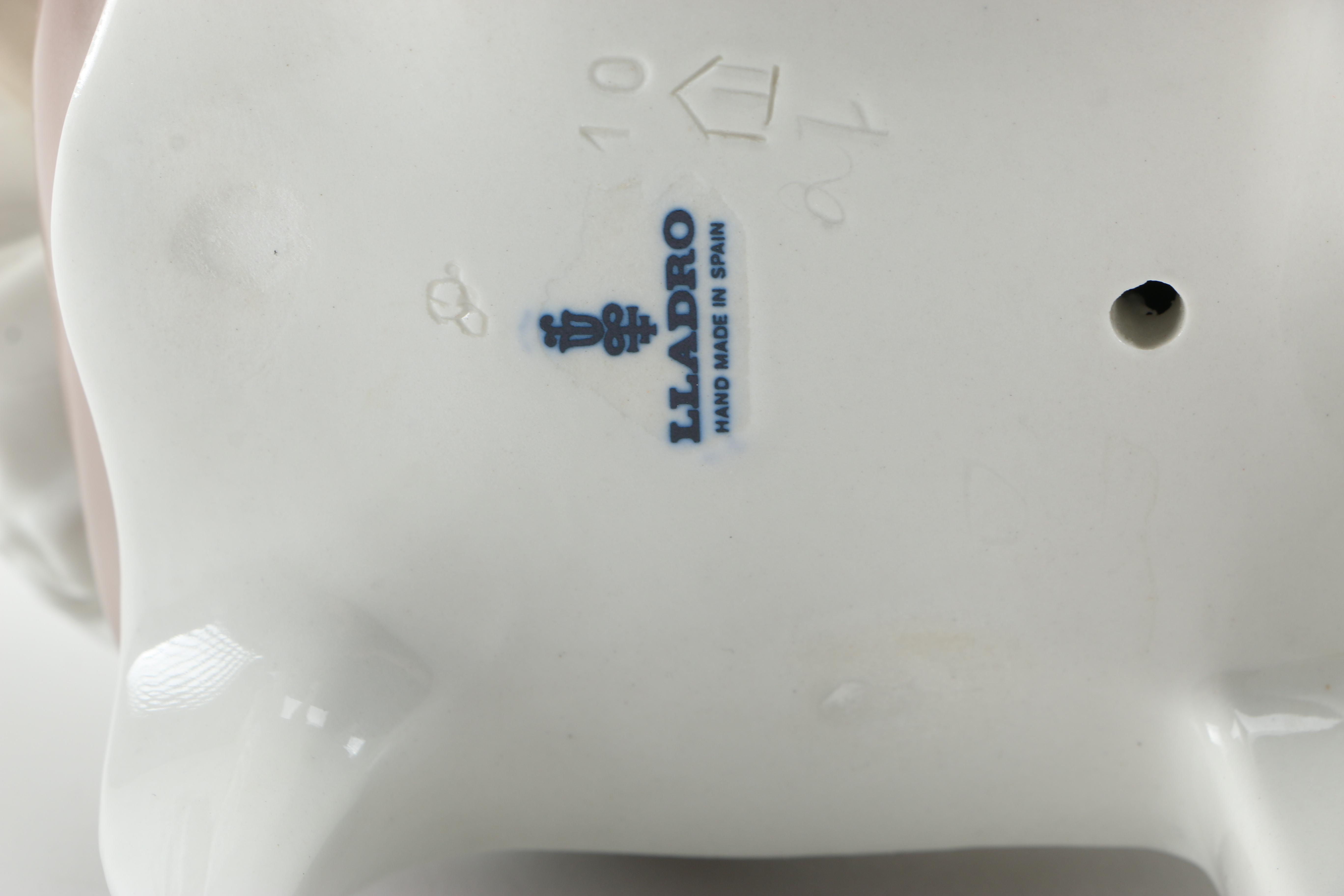 Lladró Seated Ballerina