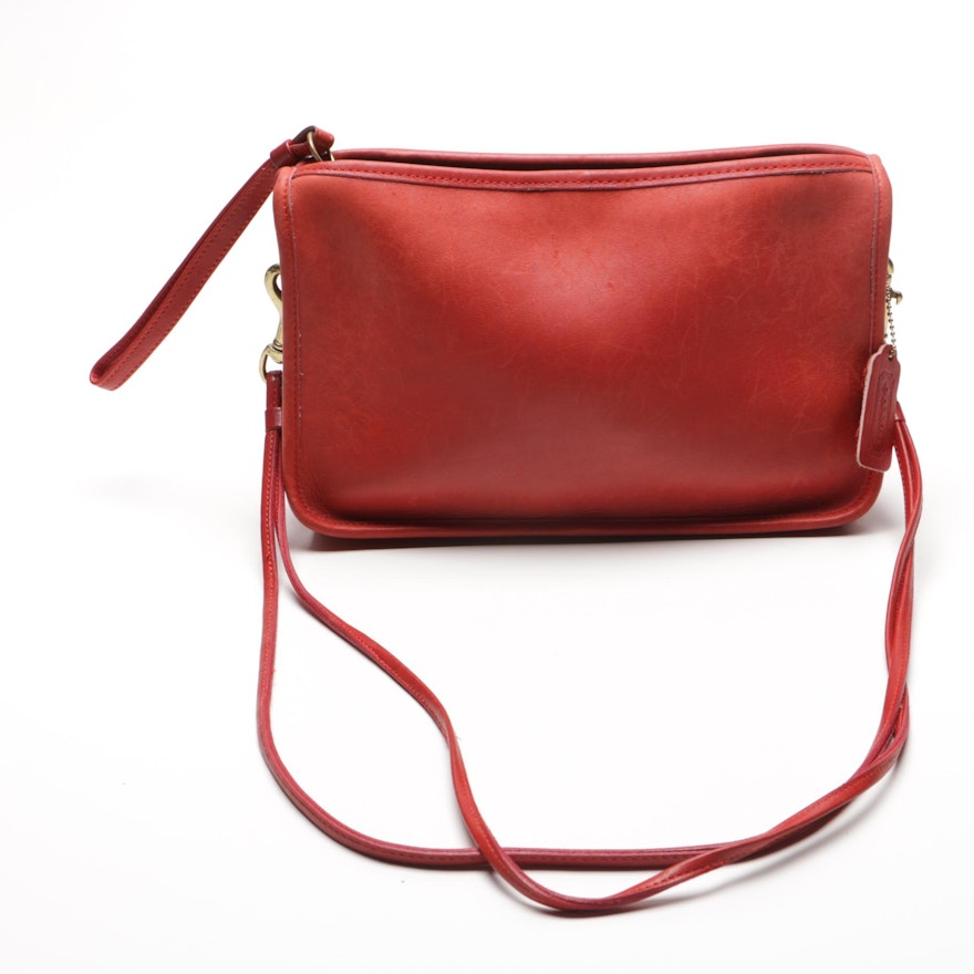 Vintage Coach Shoulder Bag in Red Leather
