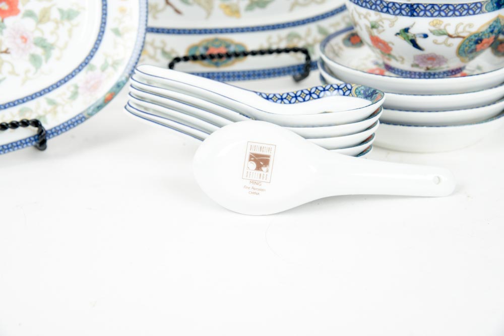 Set of Distinctive Settings Fine Porcelain Dinnerware in the "MIng" Pattern