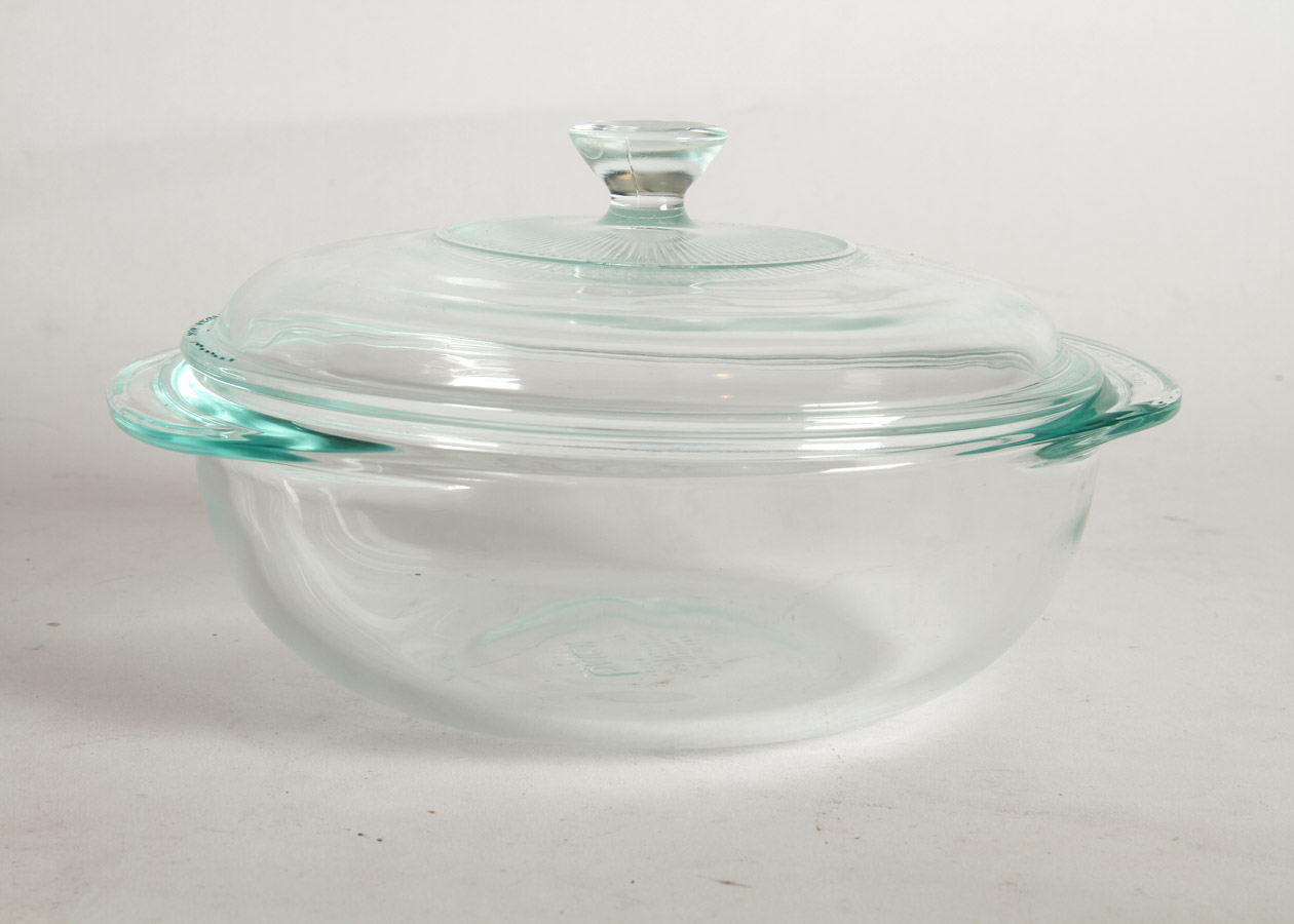 Collection of Vintage Cooking Glass Including Pyrex