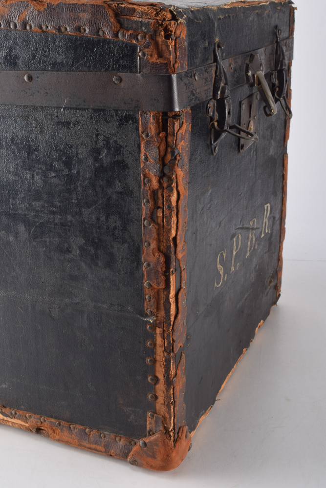 Small Hat and Accessory Antique Trunk