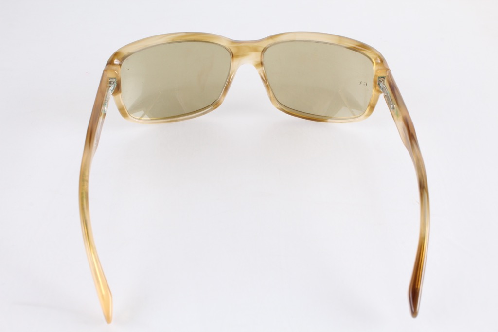Giorgio Armani Tortoiseshell Sunglasses in Light Brown/Havana Blonde