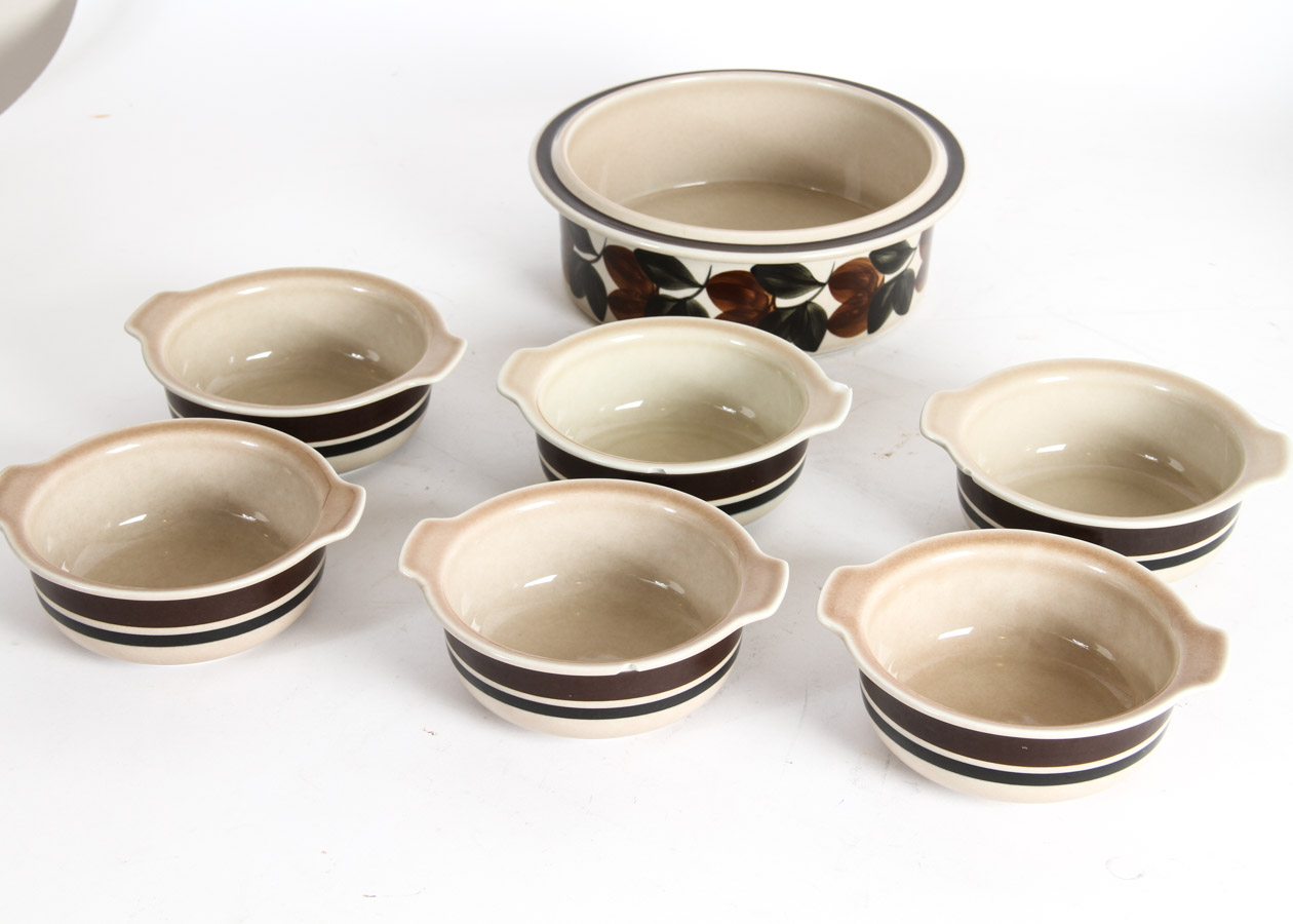 Vintage Arabia Finland "Ruija" Stoneware