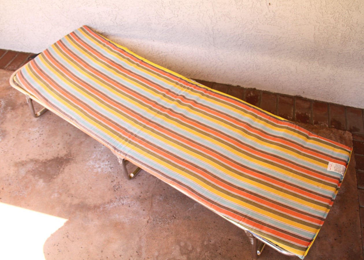 Vintage Foldable Daybed