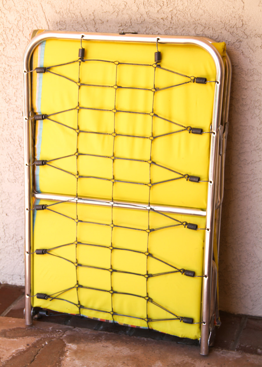 Vintage Foldable Daybed