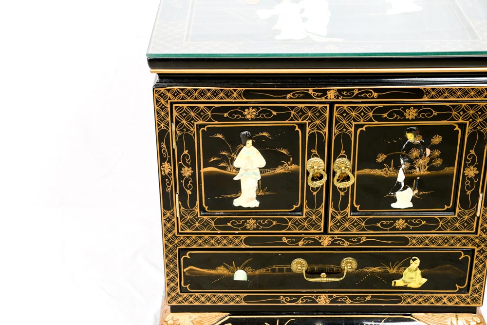 Chinoiserie Table with Shell Inlay