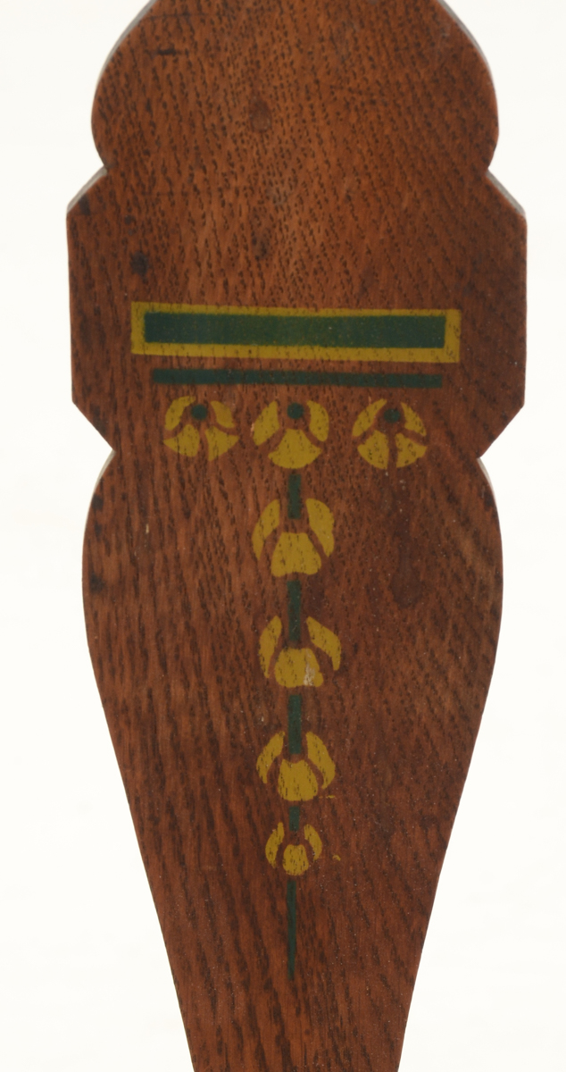 Hoosier Oak Table and Four Chairs