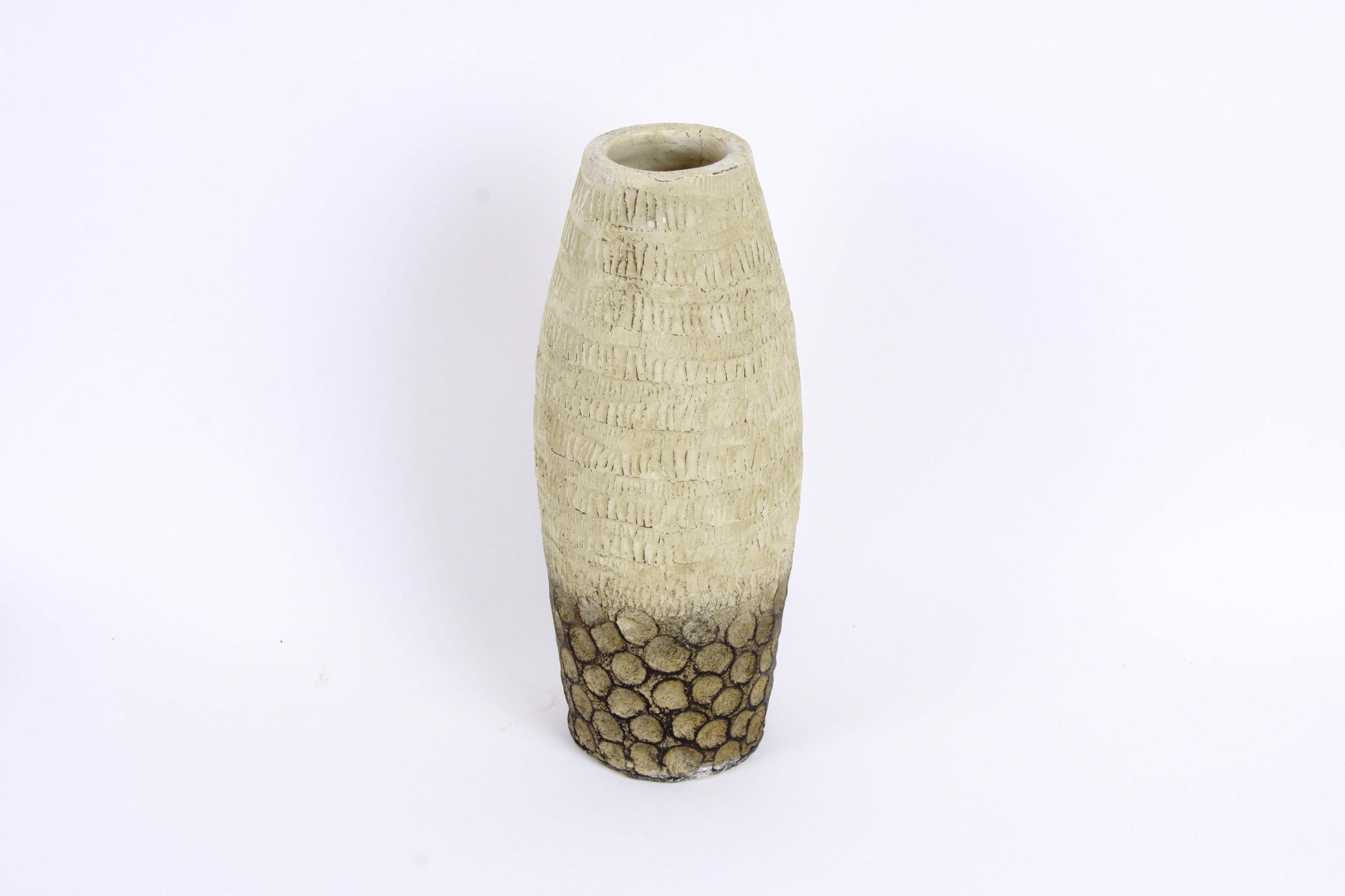 Art Pottery Collection