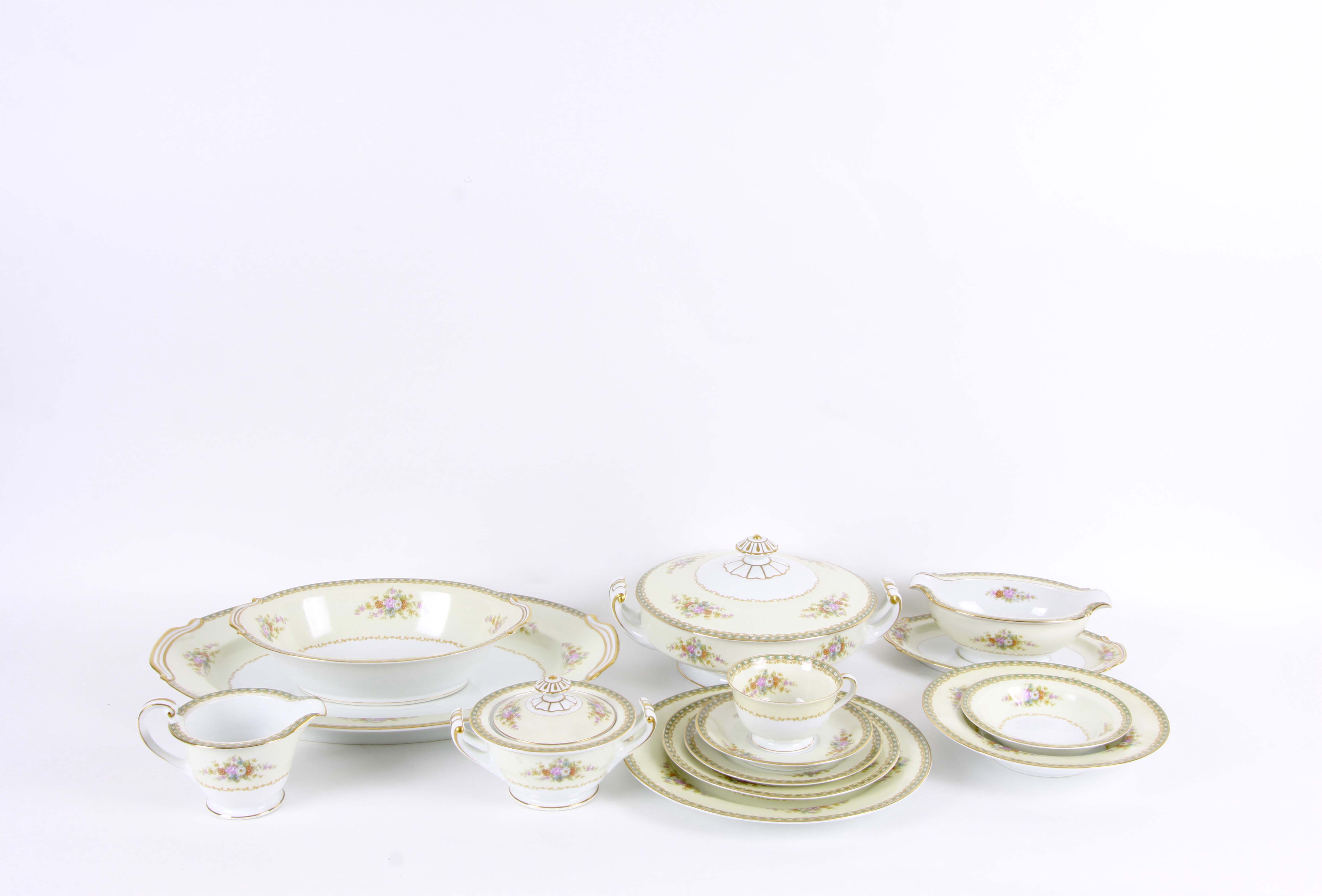 Noritake "Noreen" China Set