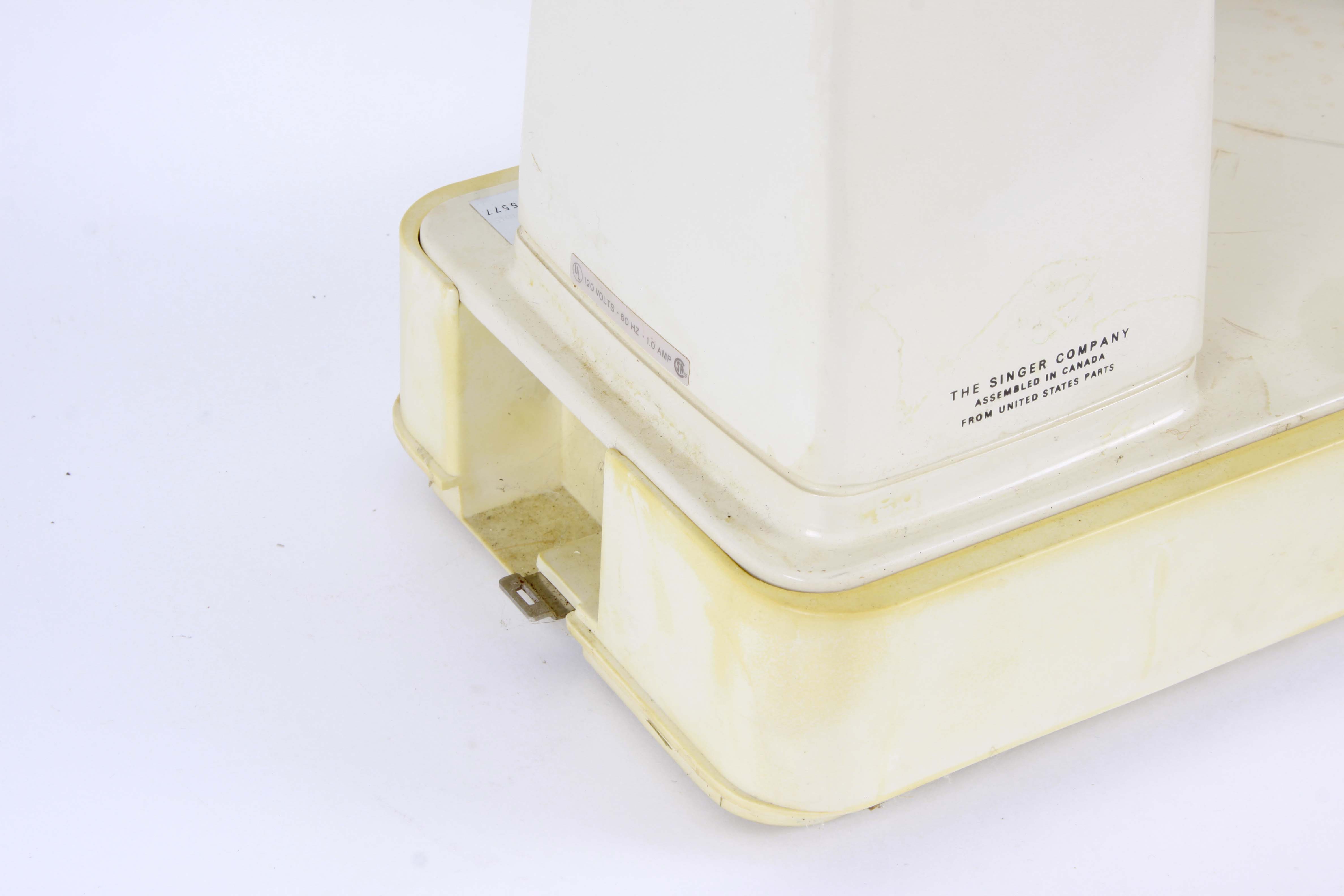 Singer "Touch and Sew" Sewing Machine