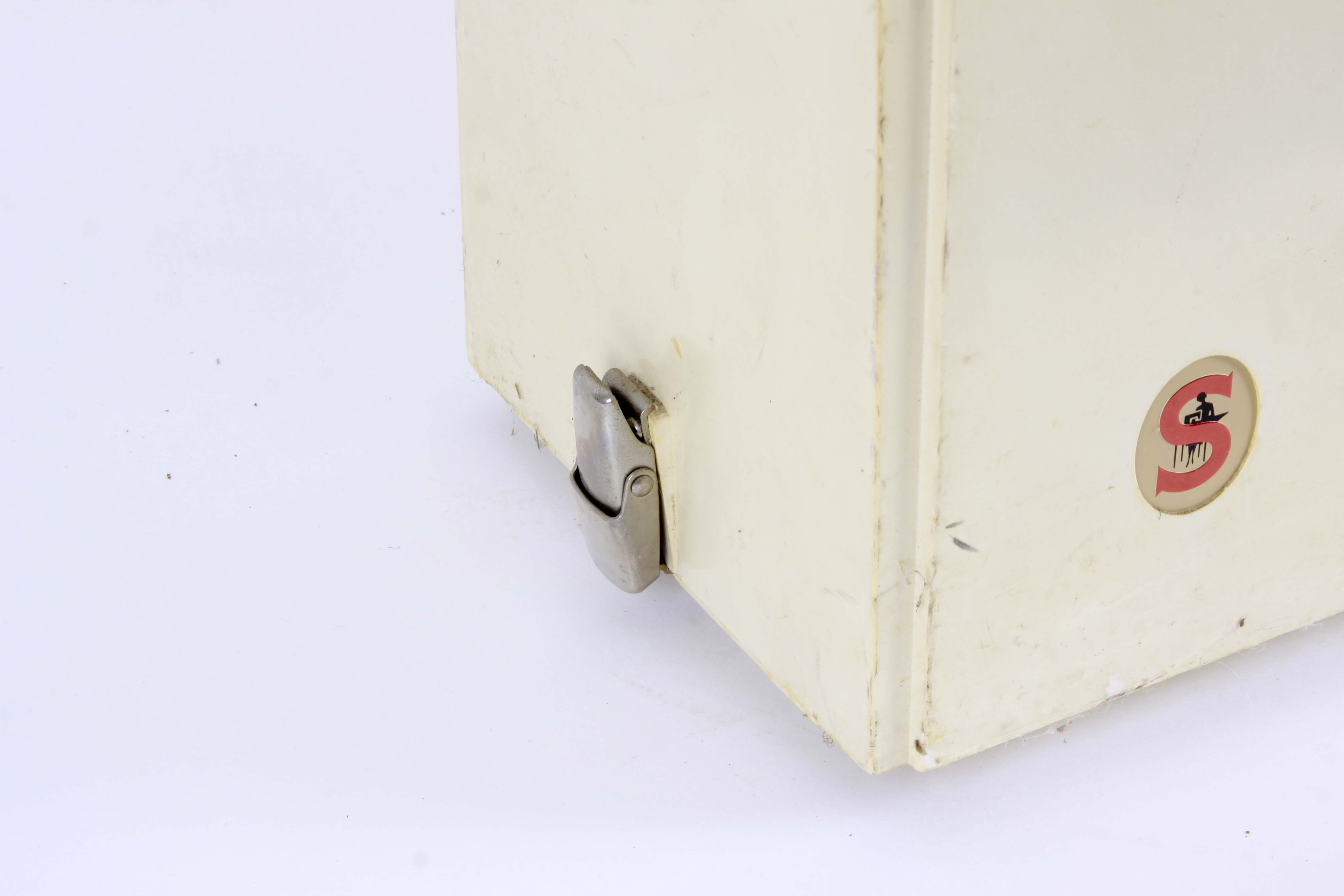 Singer "Touch and Sew" Sewing Machine