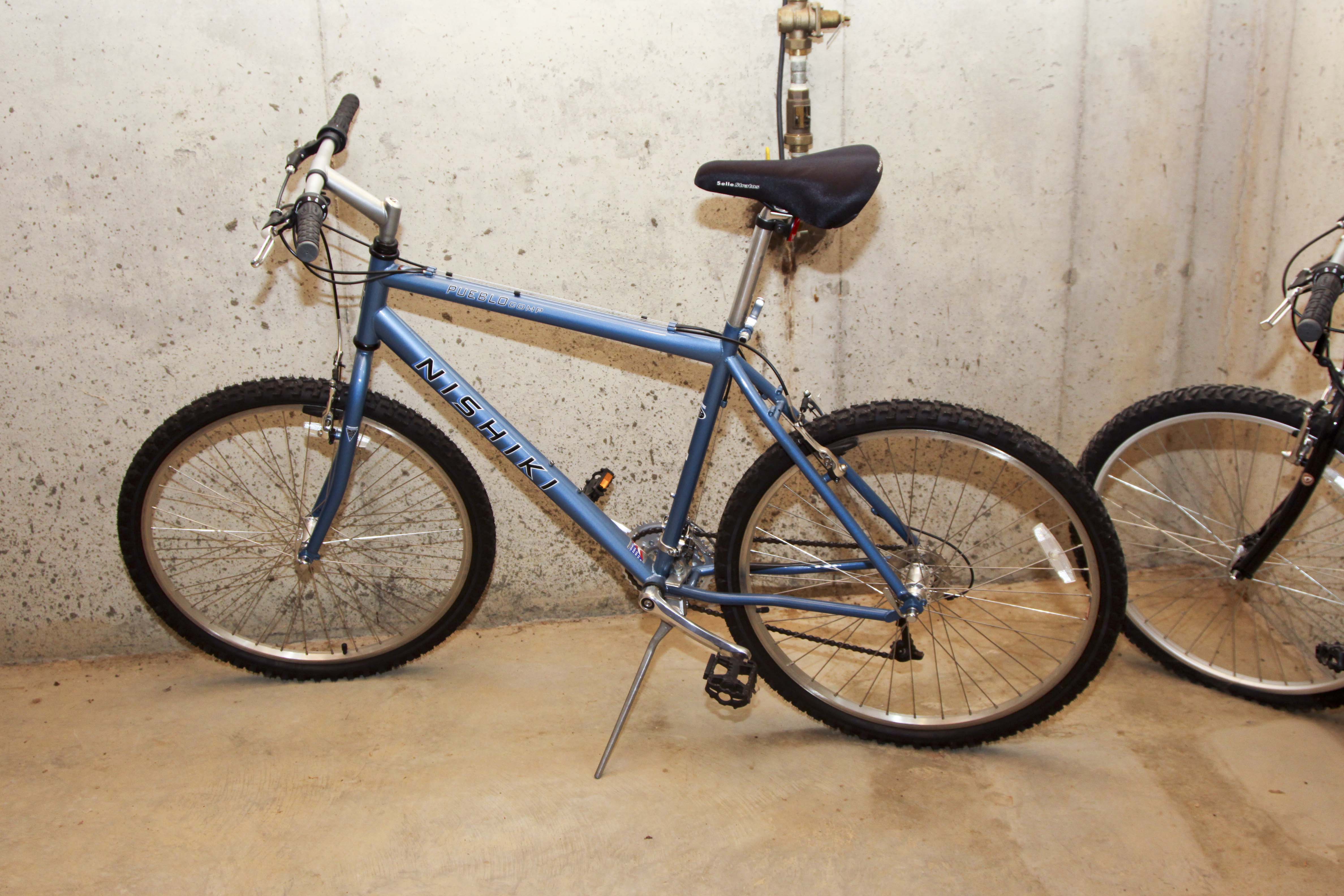 Men's Bicycles and Bike Rack