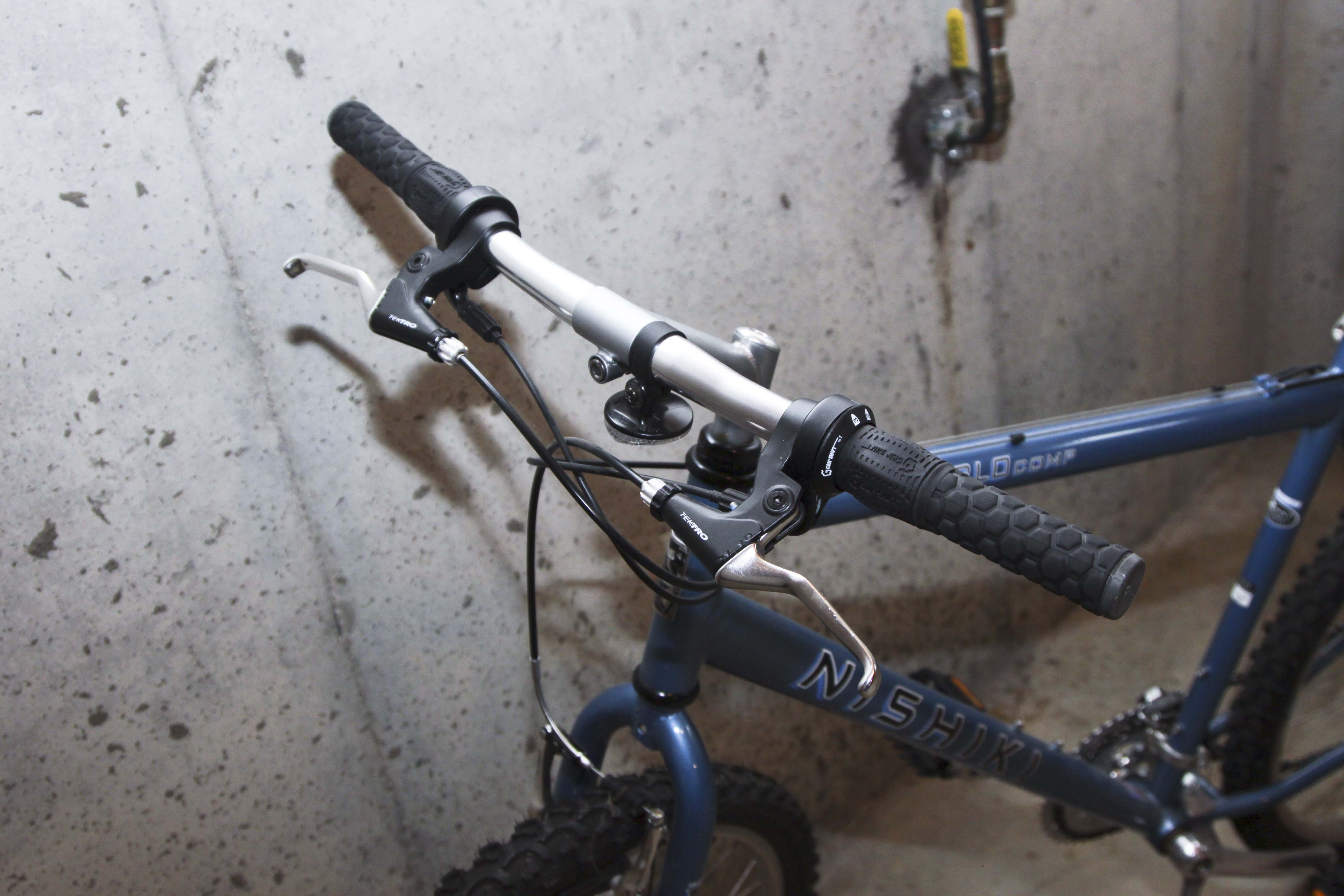 Men's Bicycles and Bike Rack