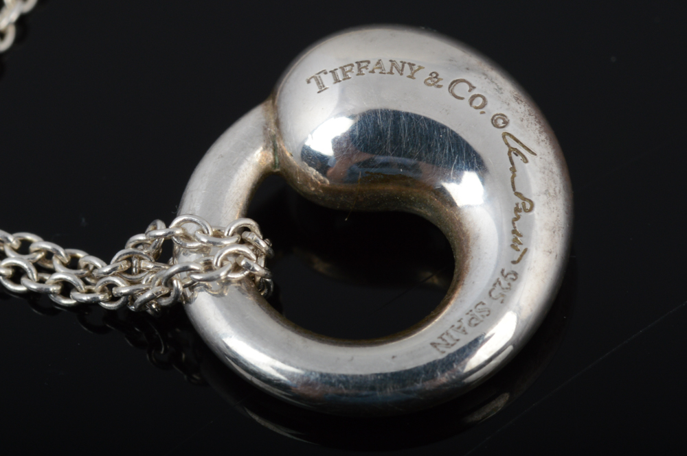 Elsa Peretti for Tiffany & Co. Sterling Silver "Eternal Circle" Pendant Necklace