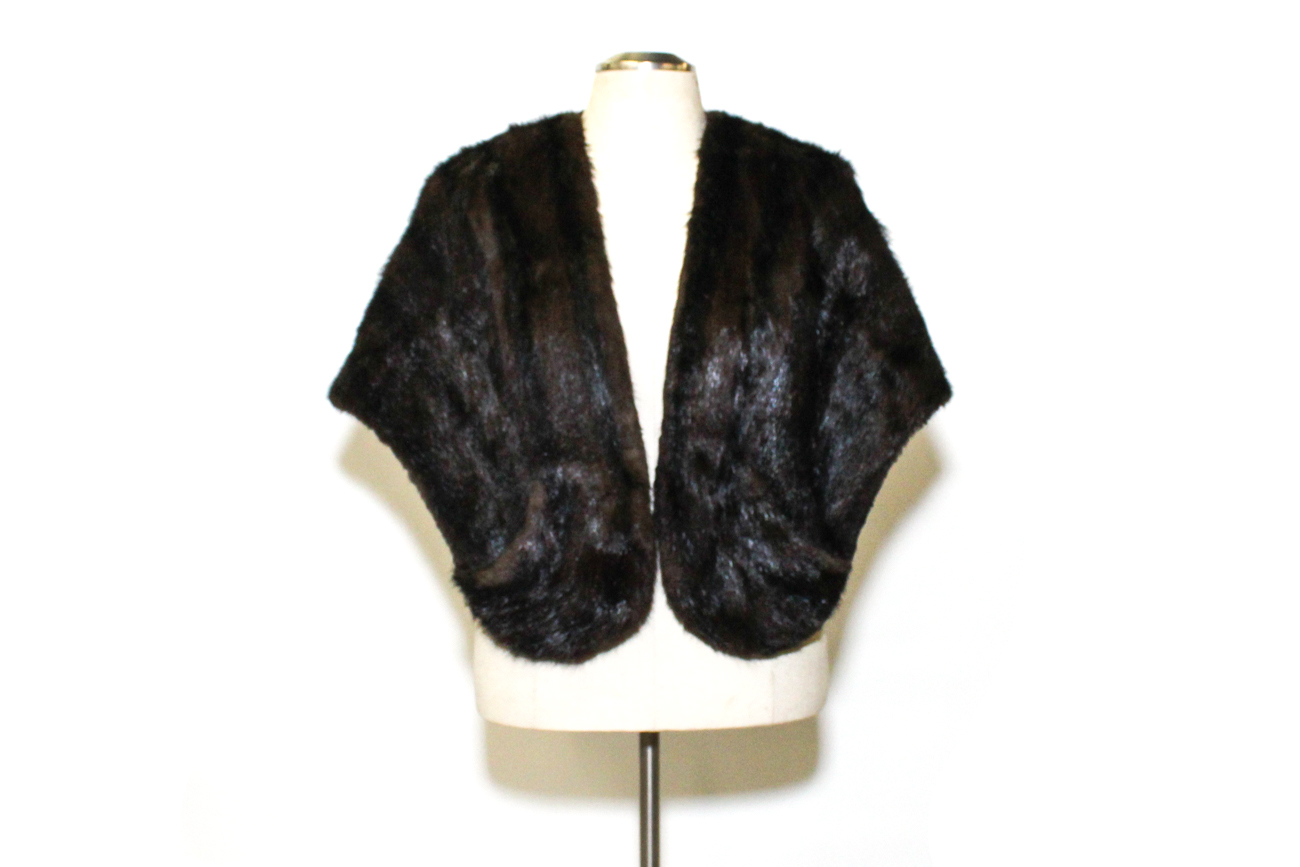 Vintage Hyman Skurow And Son Mink Fur Shawl