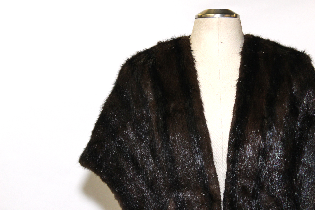Vintage Hyman Skurow And Son Mink Fur Shawl
