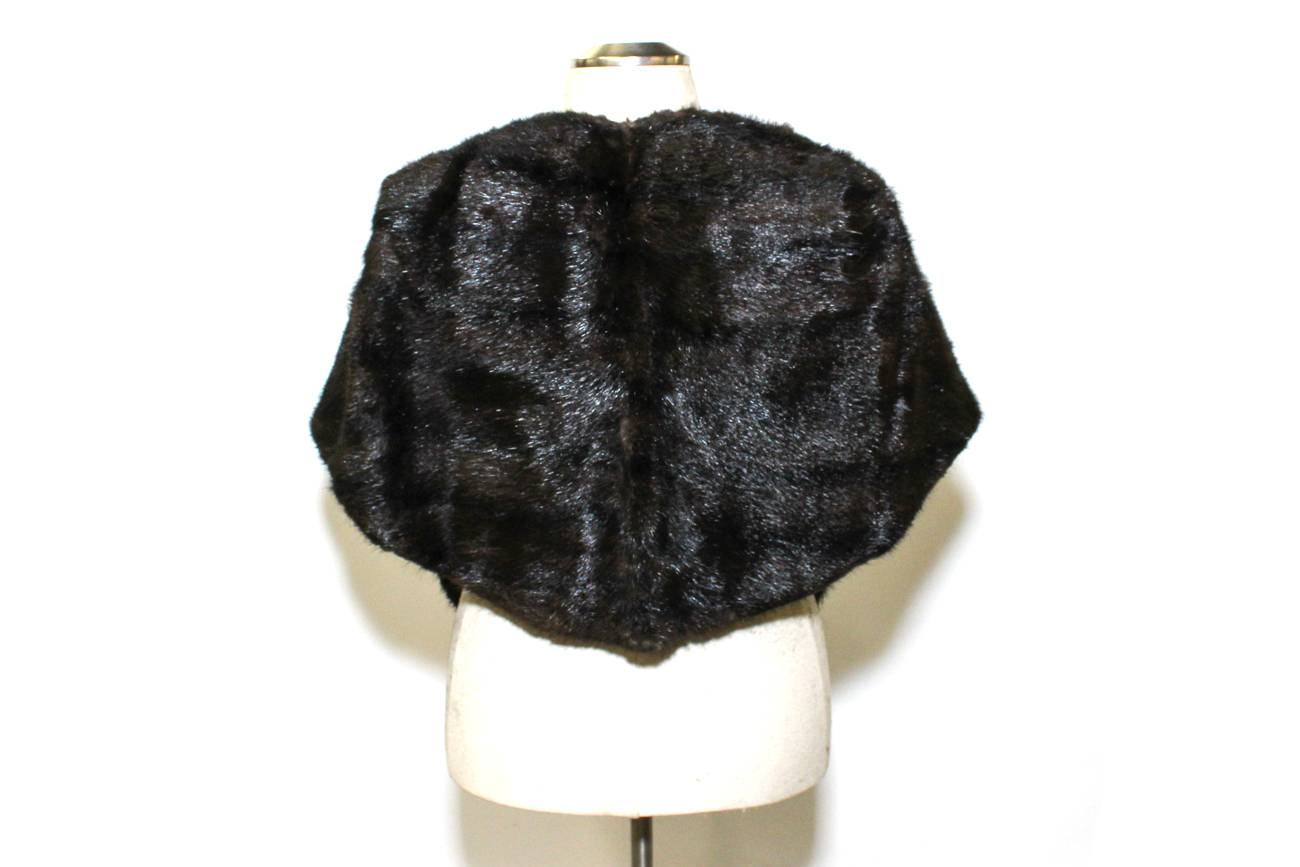 Vintage Hyman Skurow And Son Mink Fur Shawl