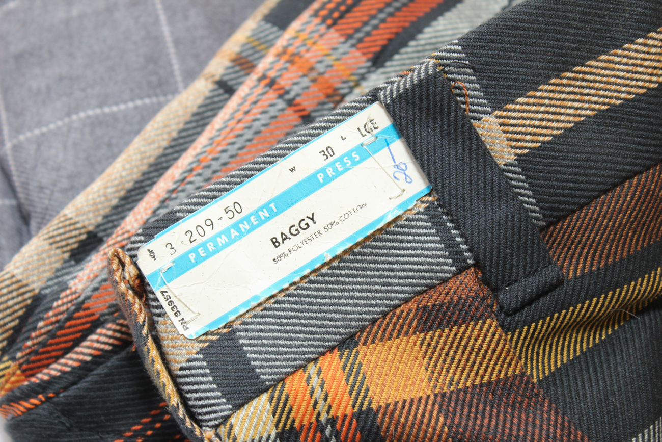 Vintage 1970s Bell Bottom Pants Sizes 28-30 Featuring Landlubbers