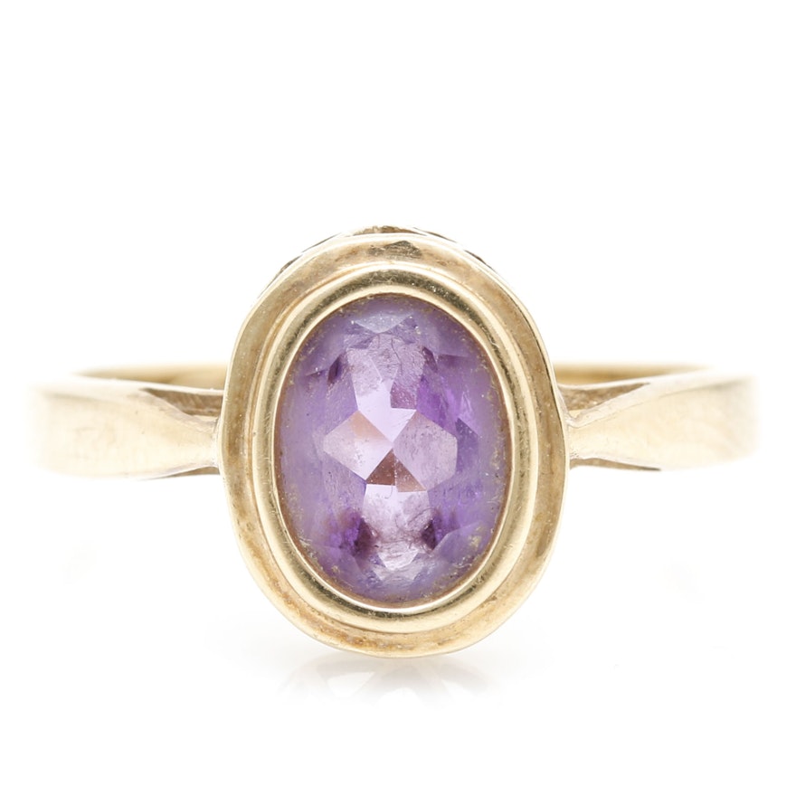 10K Yellow Gold Oval Amethyst Ring
