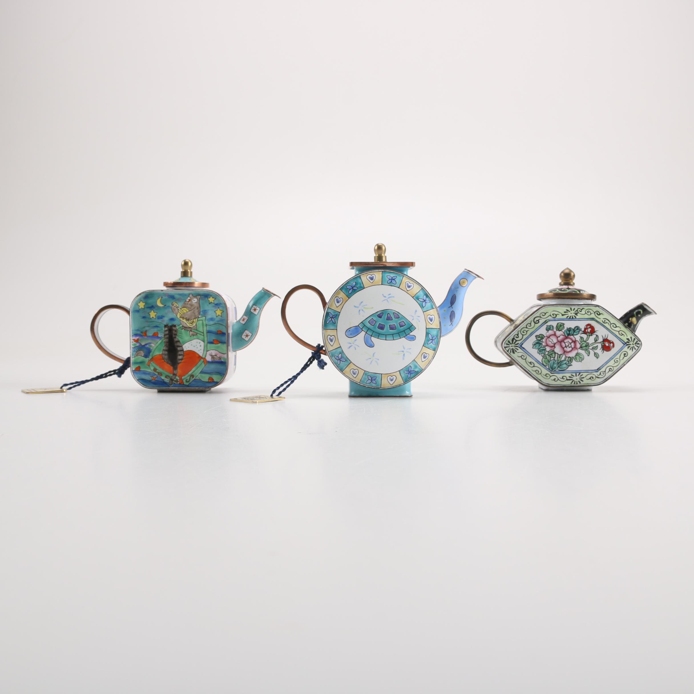 Collectible Teapots Including Trade Plus Aid