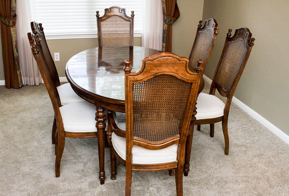 Drexel Heritage Dining Table and Chairs