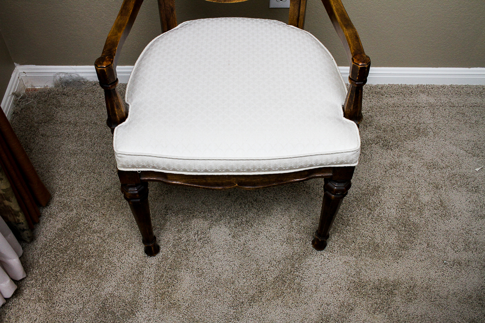 Drexel Heritage Dining Table and Chairs