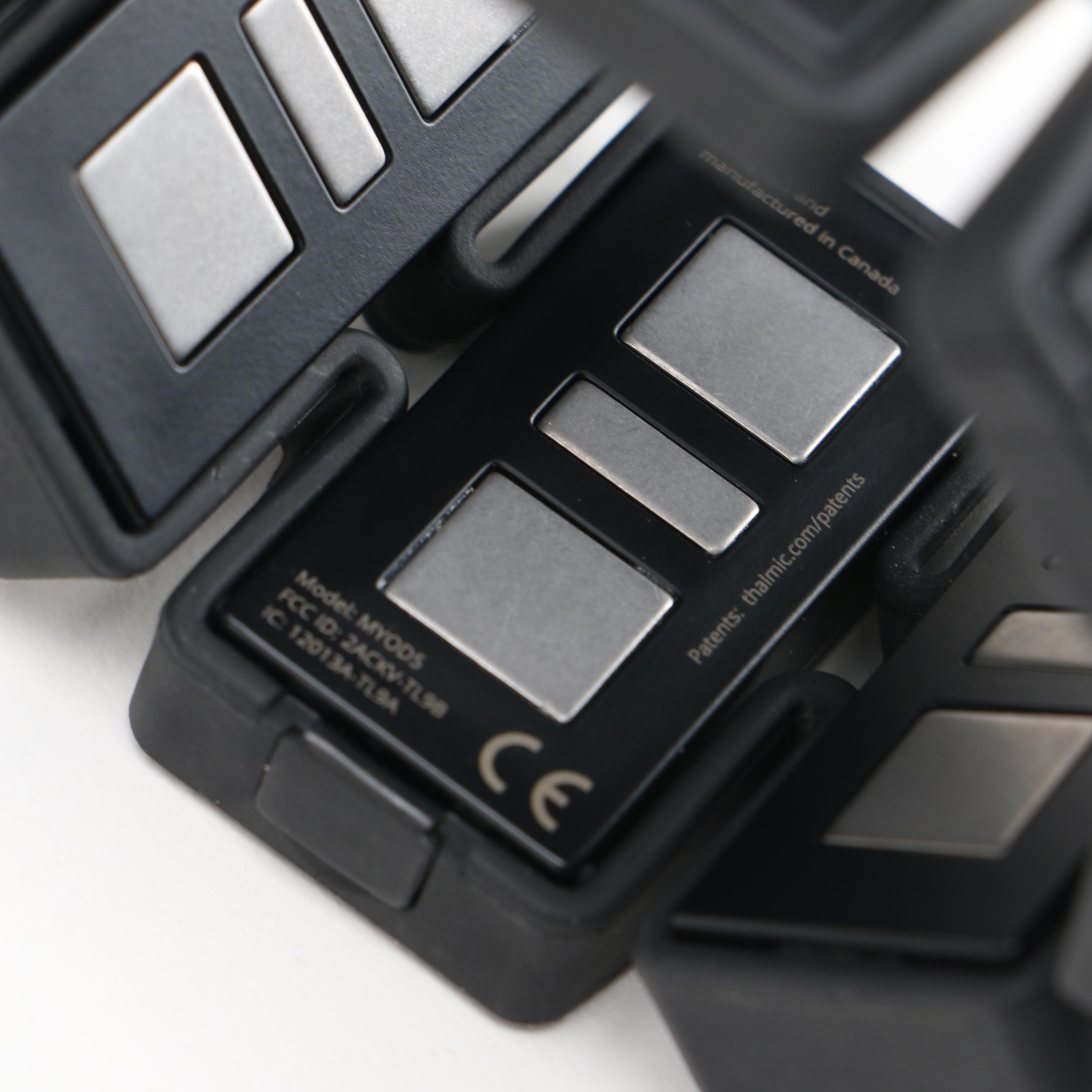 Myo Gesture Control Armband