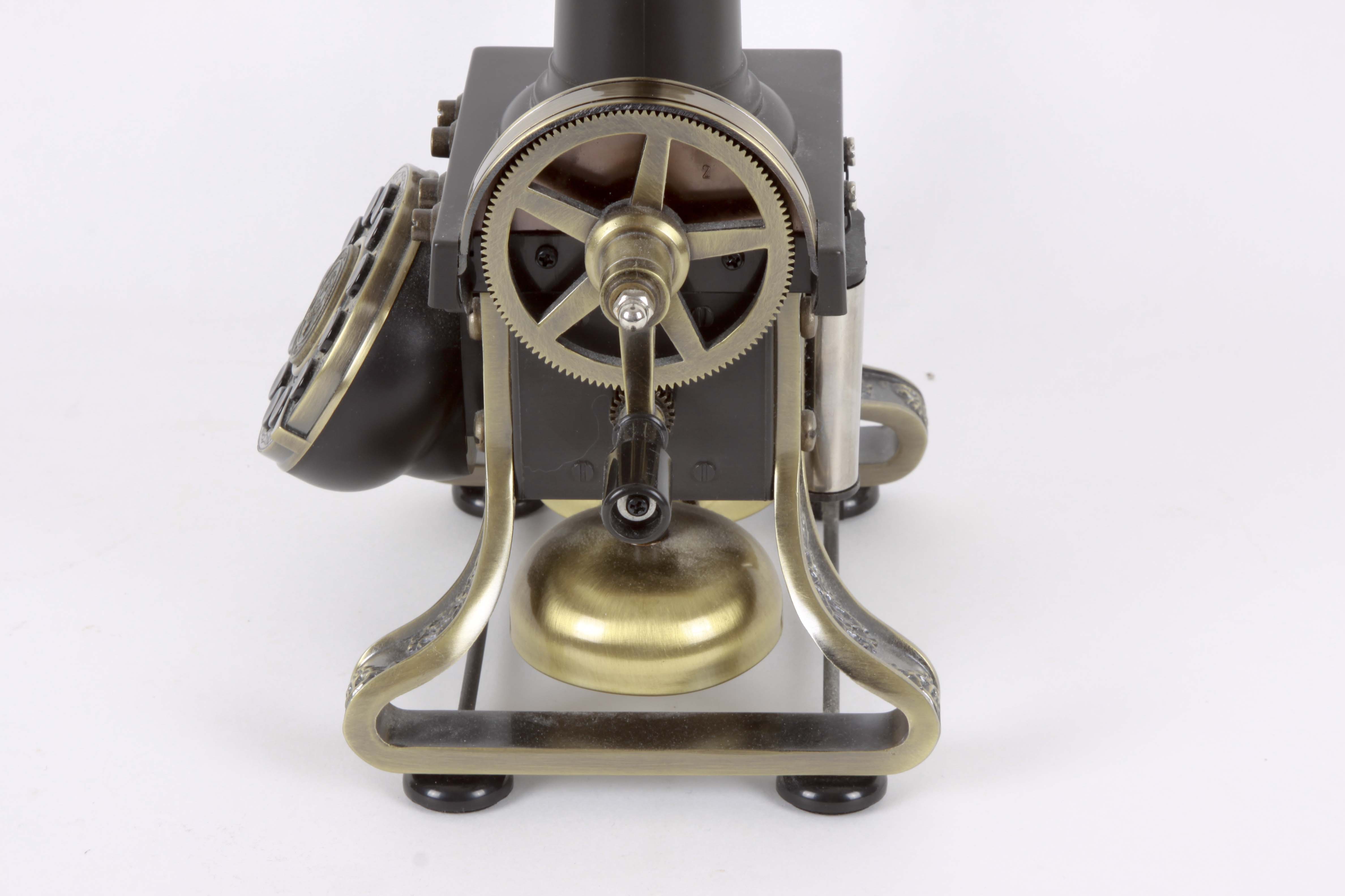 Paramount Eiffel Tower Nostalgia Style Phone